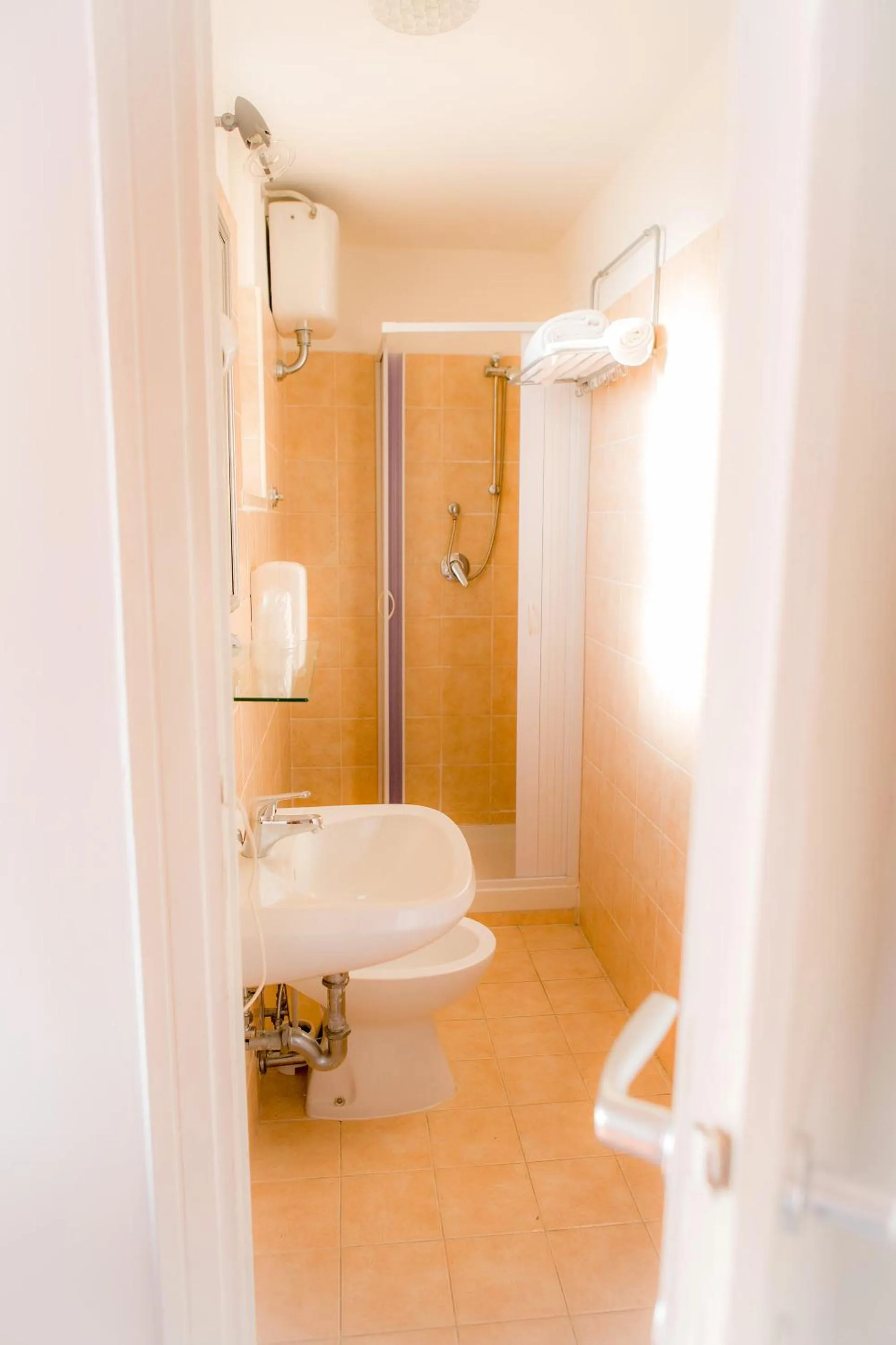 Bathroom in Piccolo Hotel