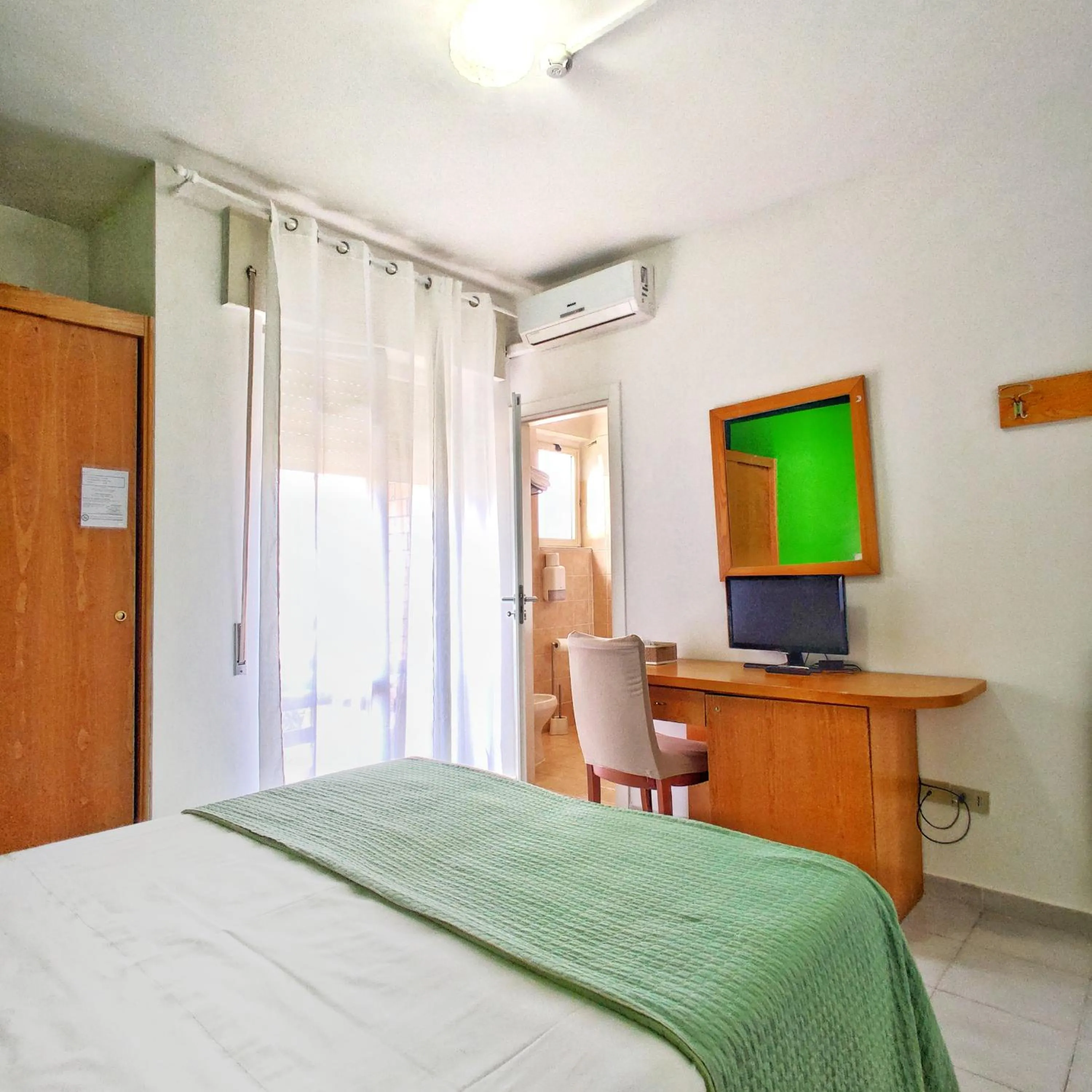 Bathroom in Piccolo Hotel