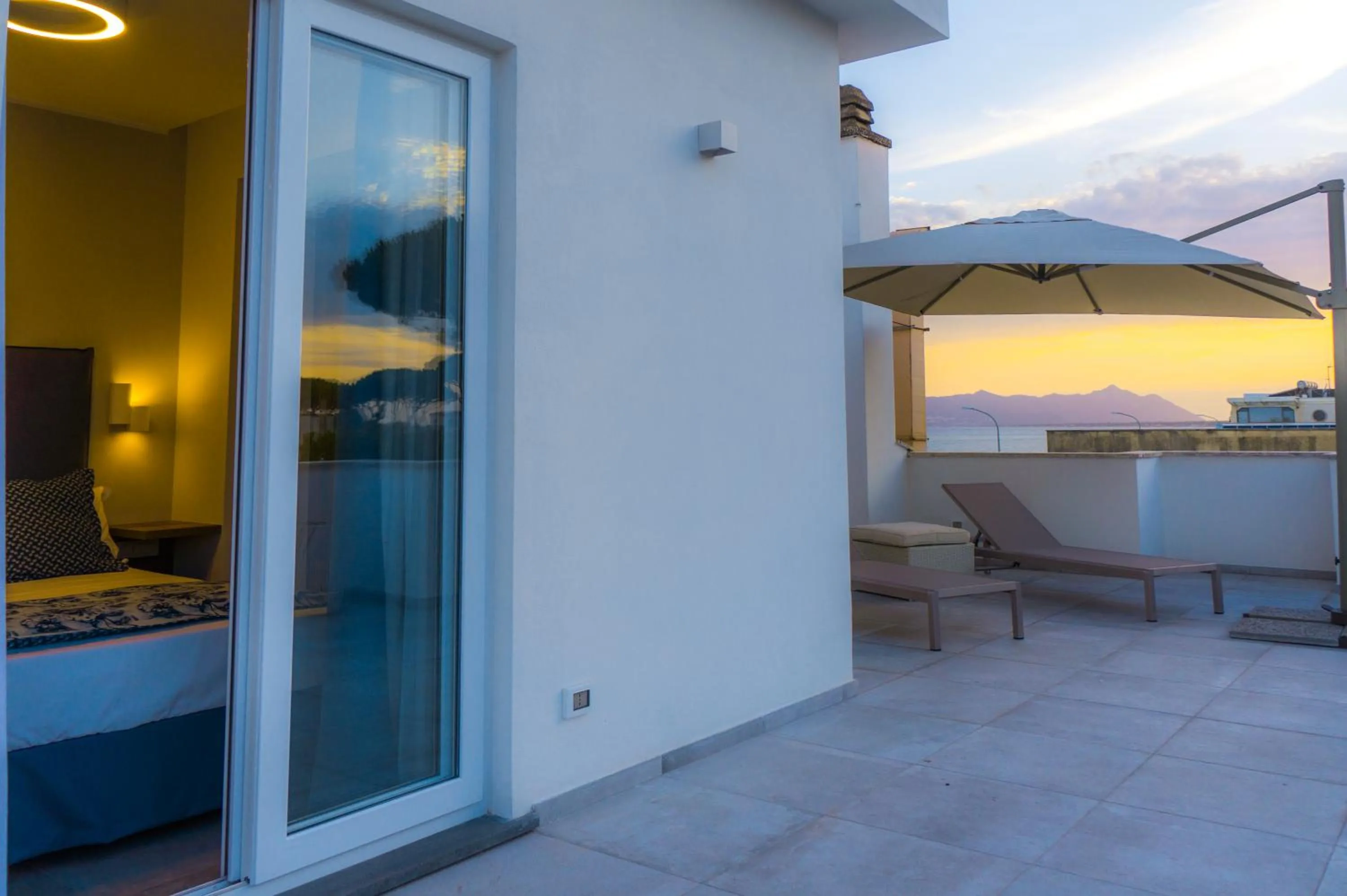 Bed in Piccolo Hotel