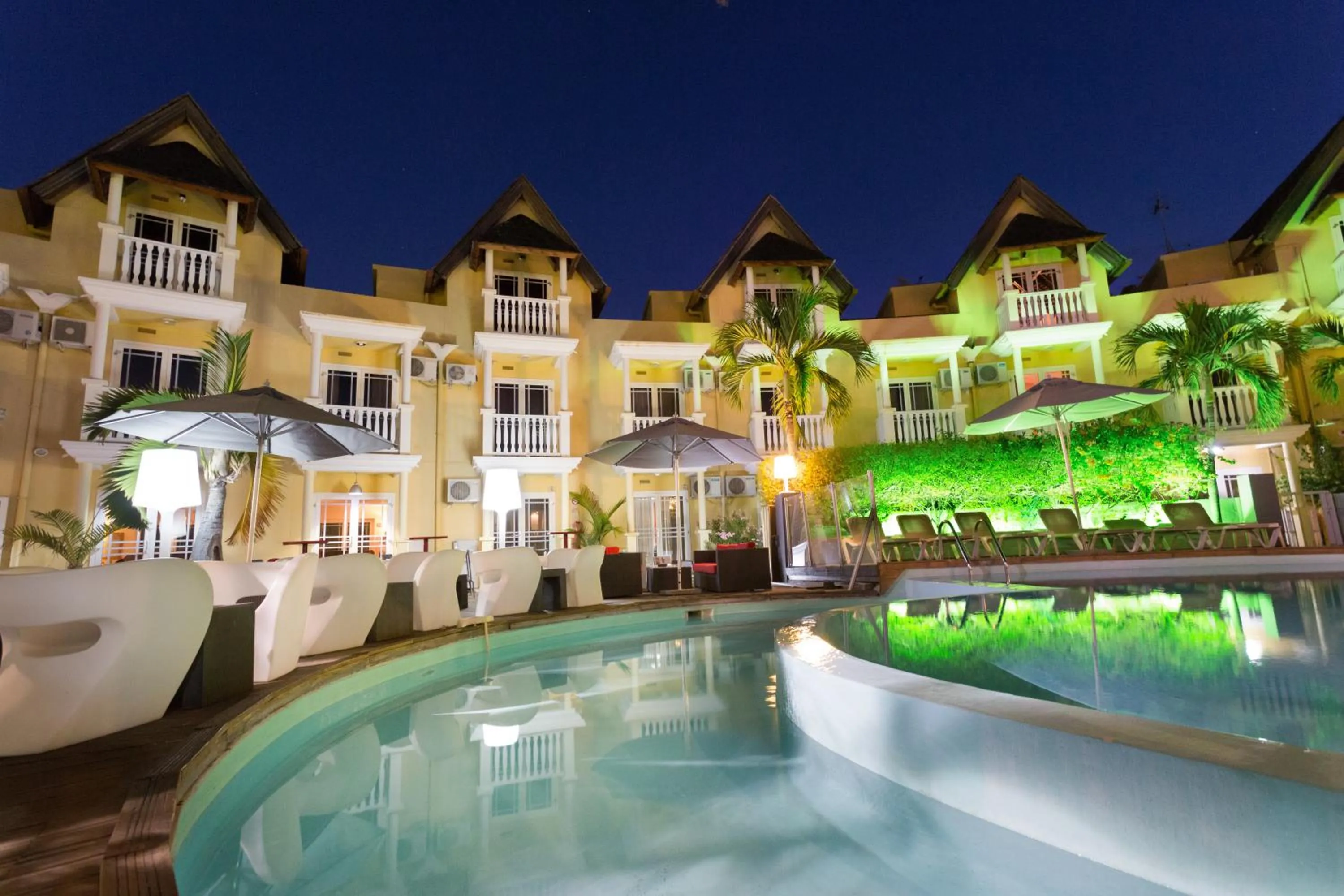 Property Building in Ermitage Boutik Hotel/ Blue Beach