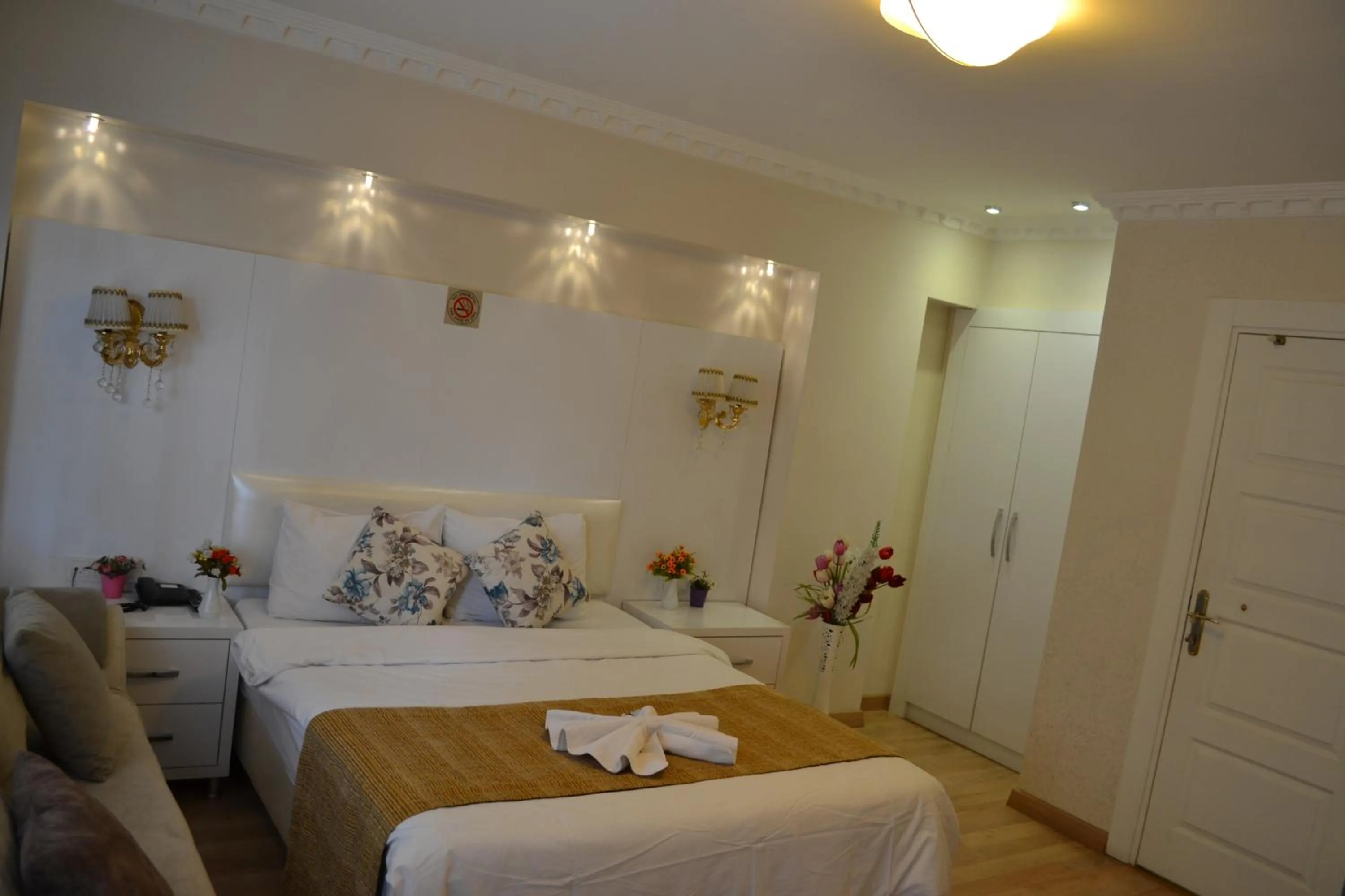 Natural landscape, Bed in Peradise Hotel