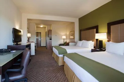 Photo of the whole room, Bed in Holiday Inn Express Hotel & Suites Silt - Rifle by IHG