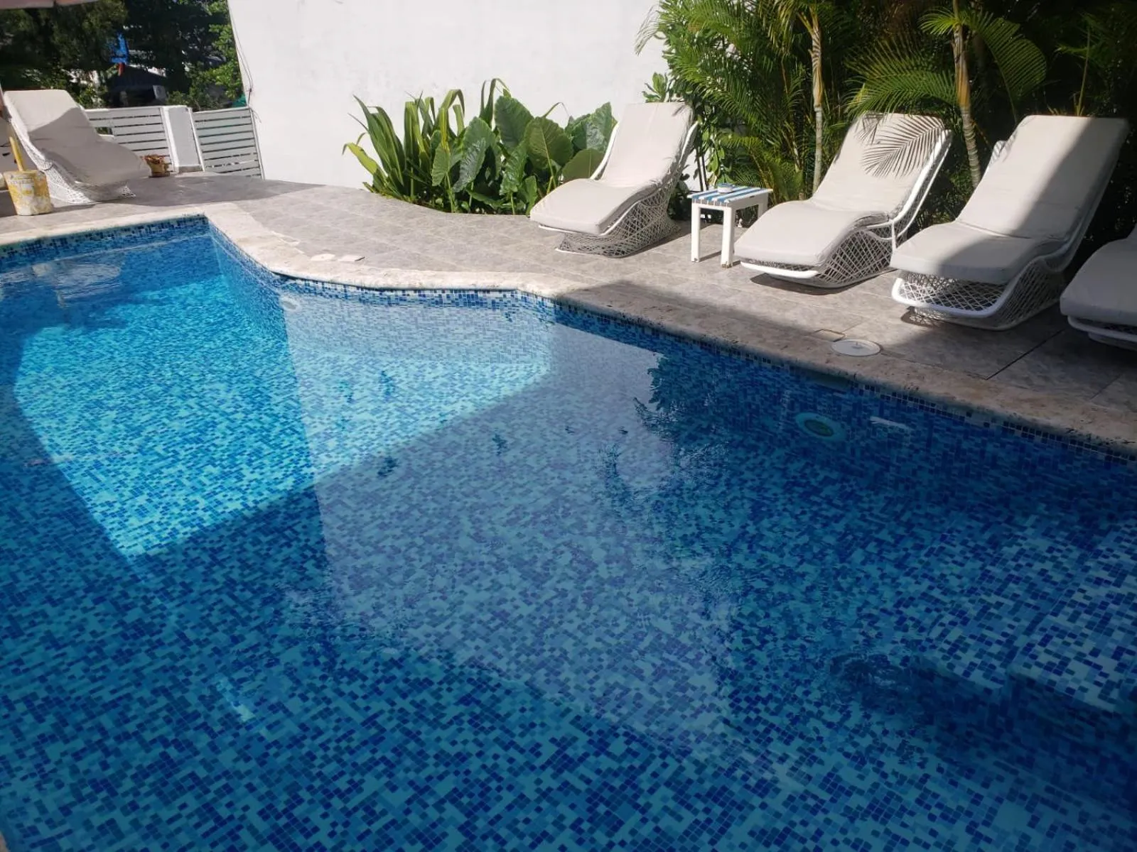 Swimming pool in Hotel Neptuno Refugio