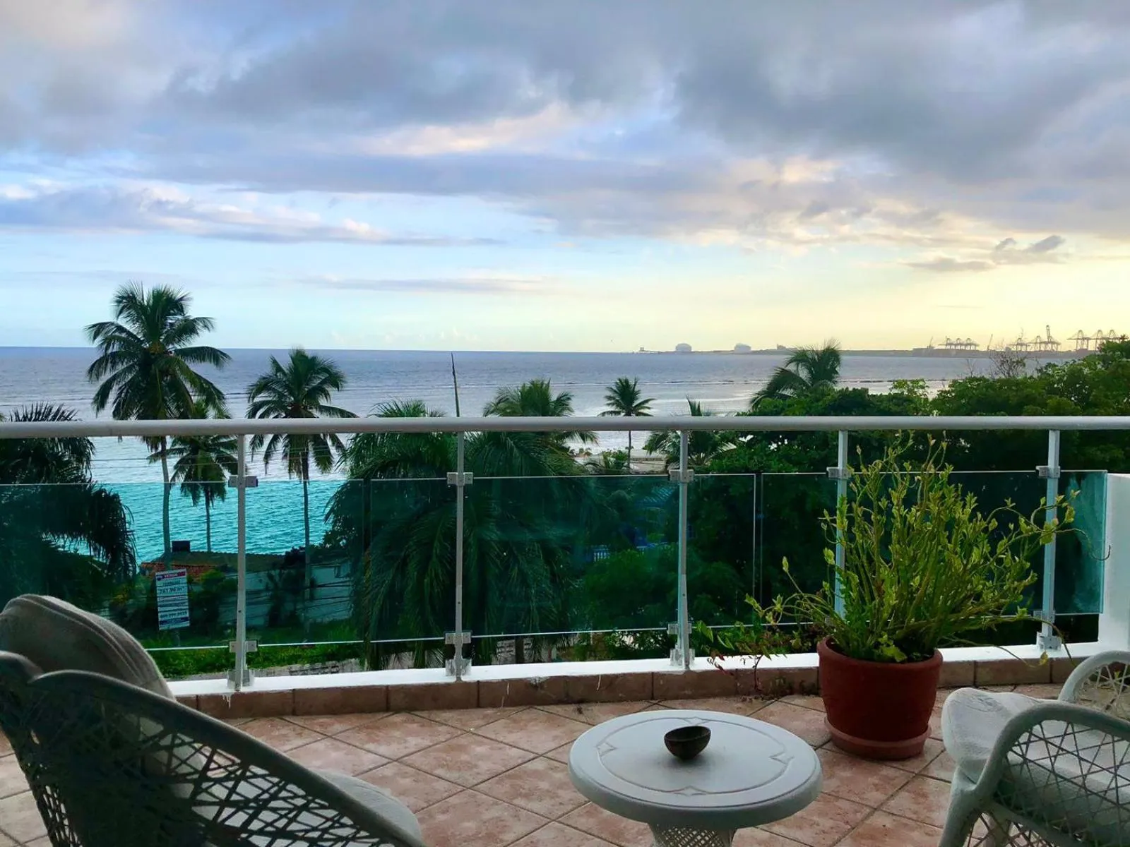 Balcony/Terrace in Hotel Neptuno Refugio