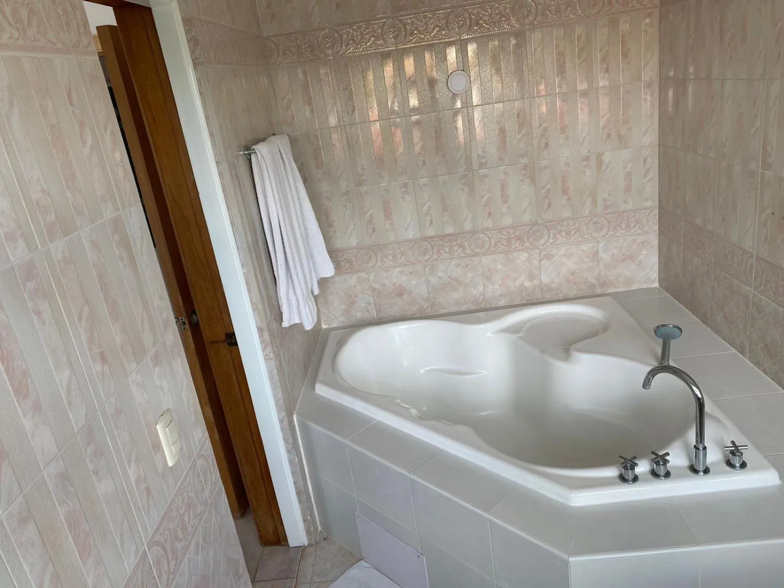 Bathroom in Hotel Neptuno Refugio