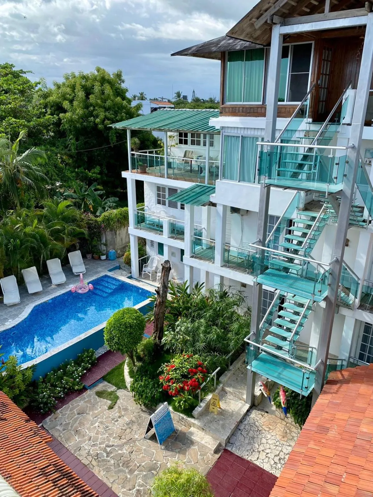 Patio in Hotel Neptuno Refugio