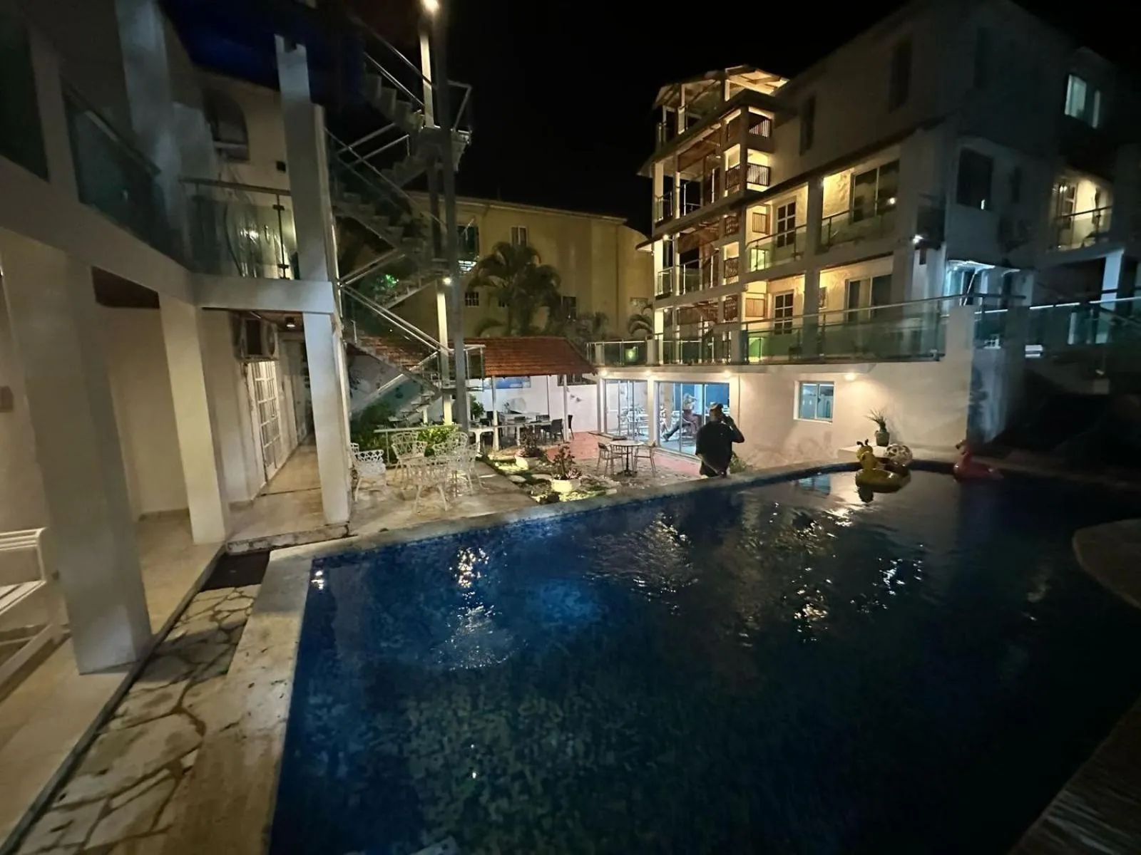 Patio in Hotel Neptuno Refugio