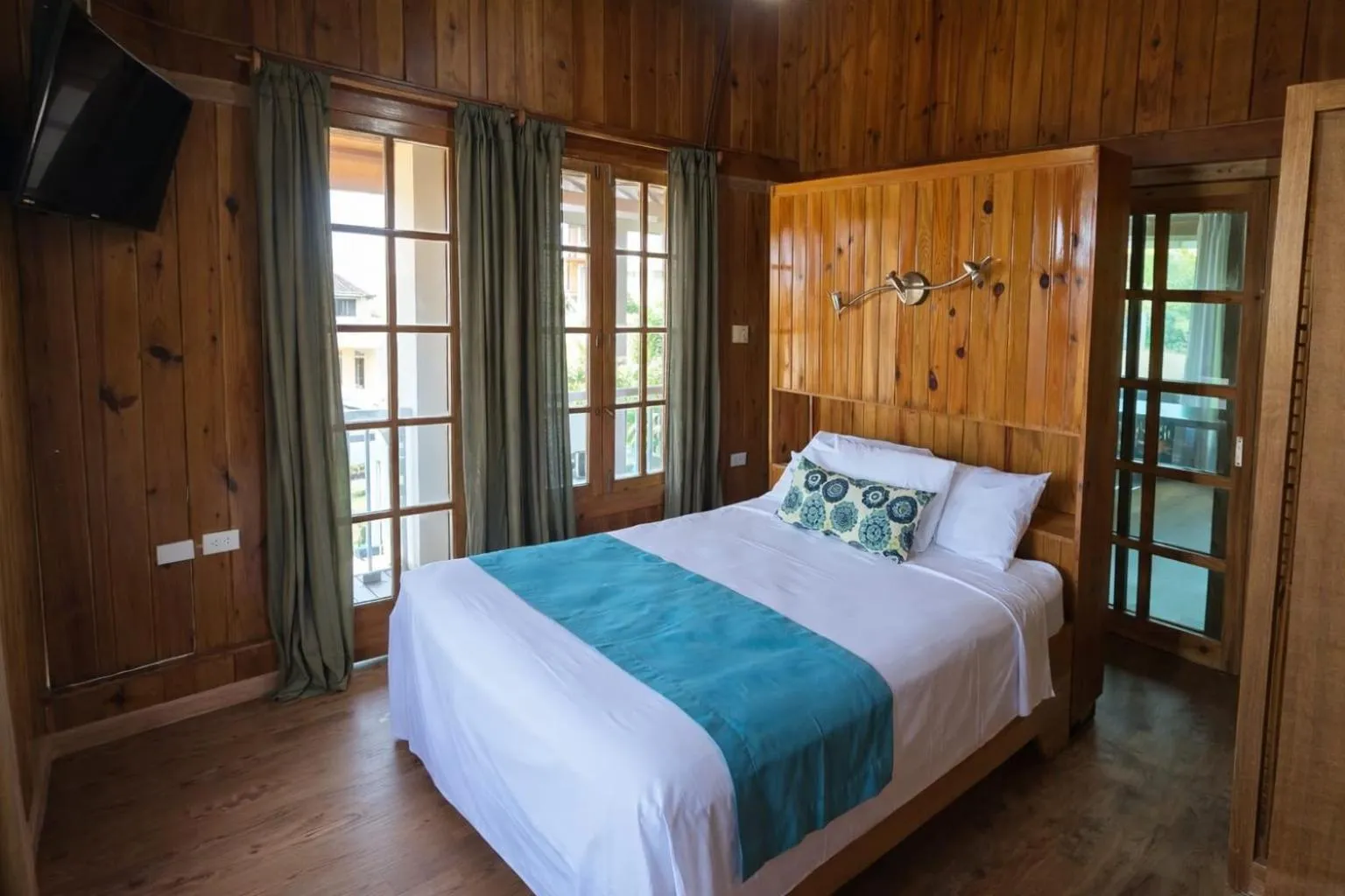 Bed in Hotel Neptuno Refugio