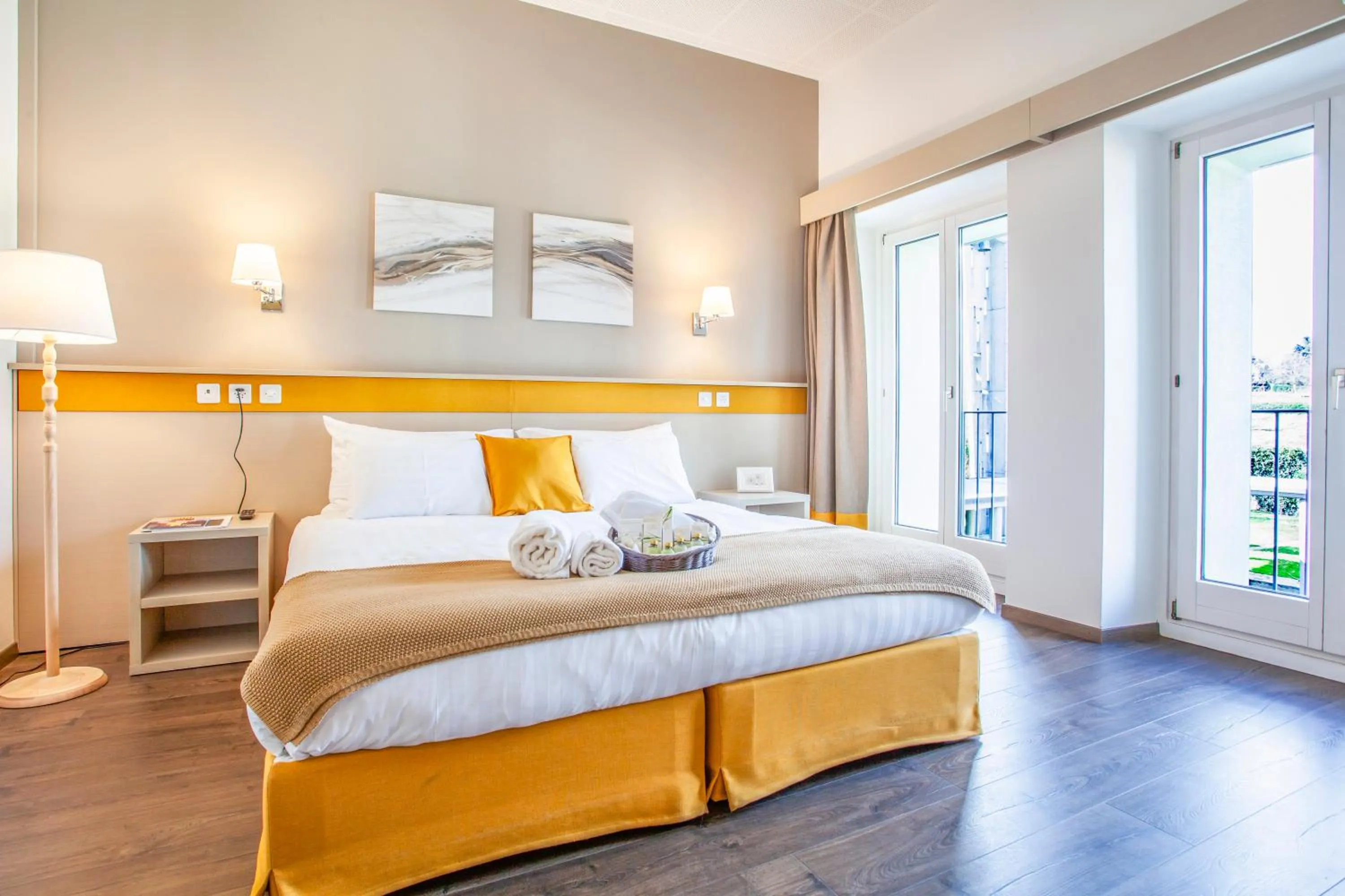 Bed in Hotel La Longeraie