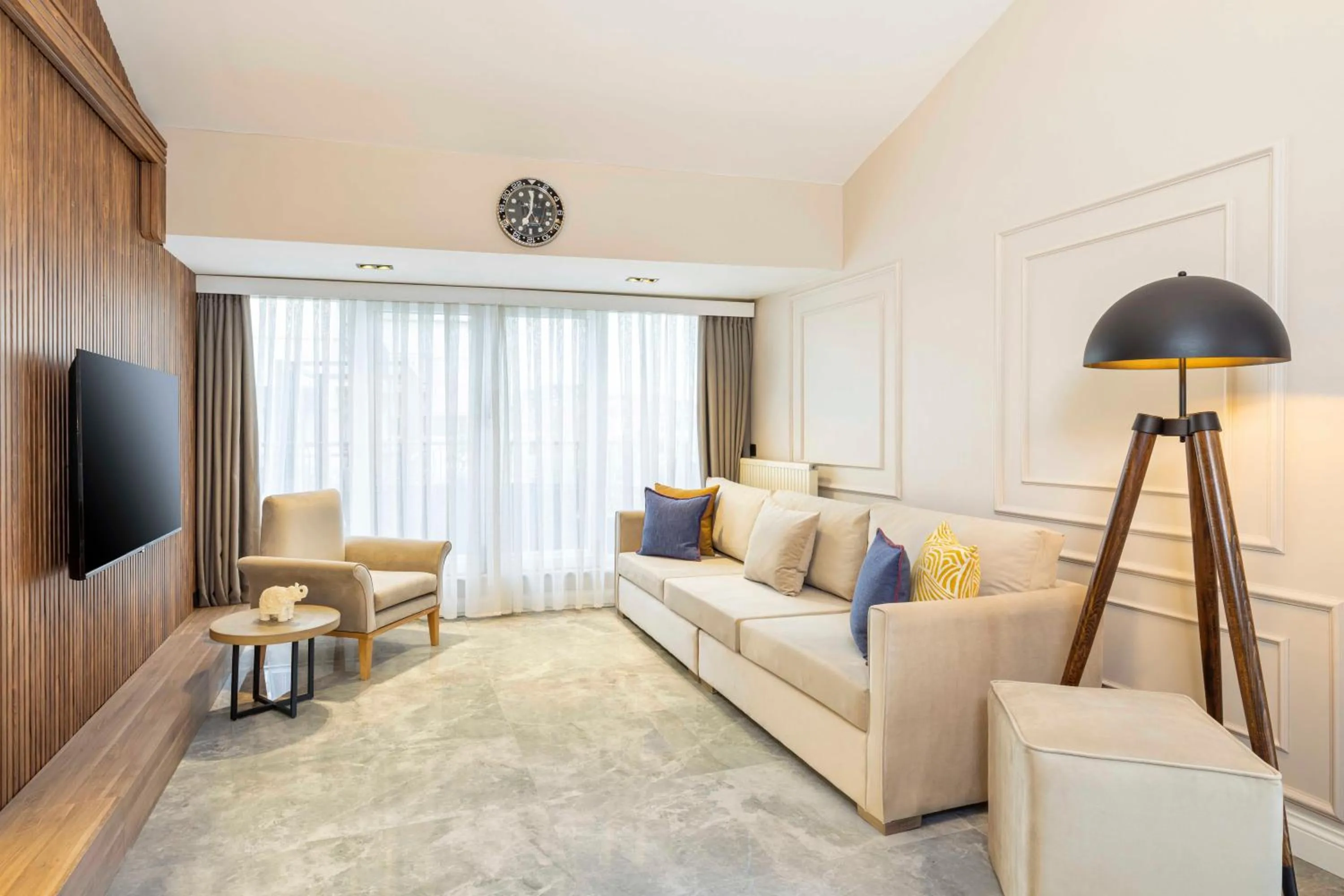 TV and multimedia in Nardi Nişantaşı