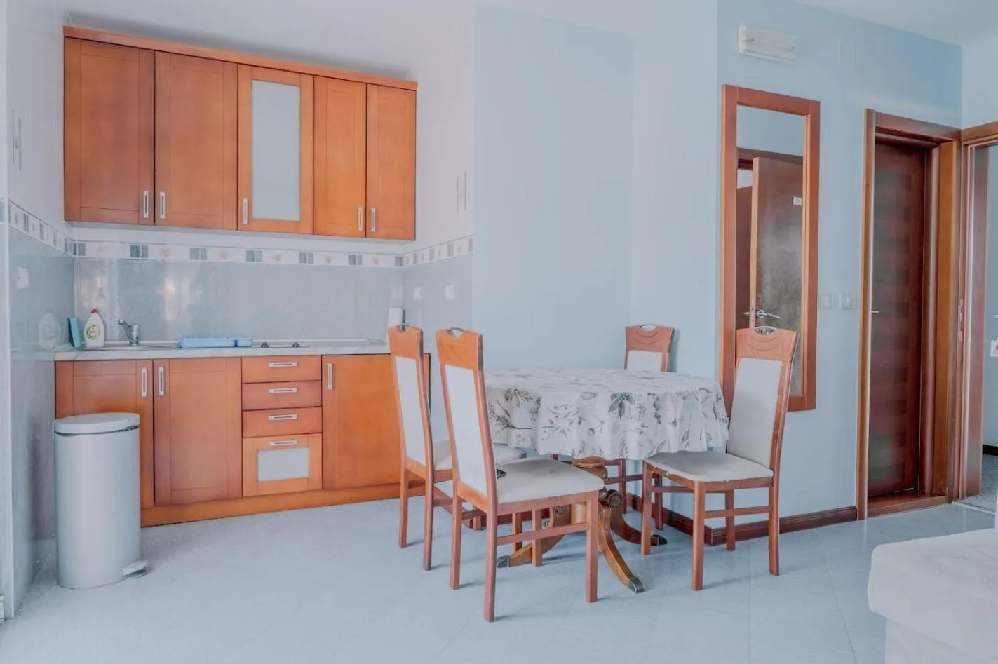 Kitchen or kitchenette in Hotel R