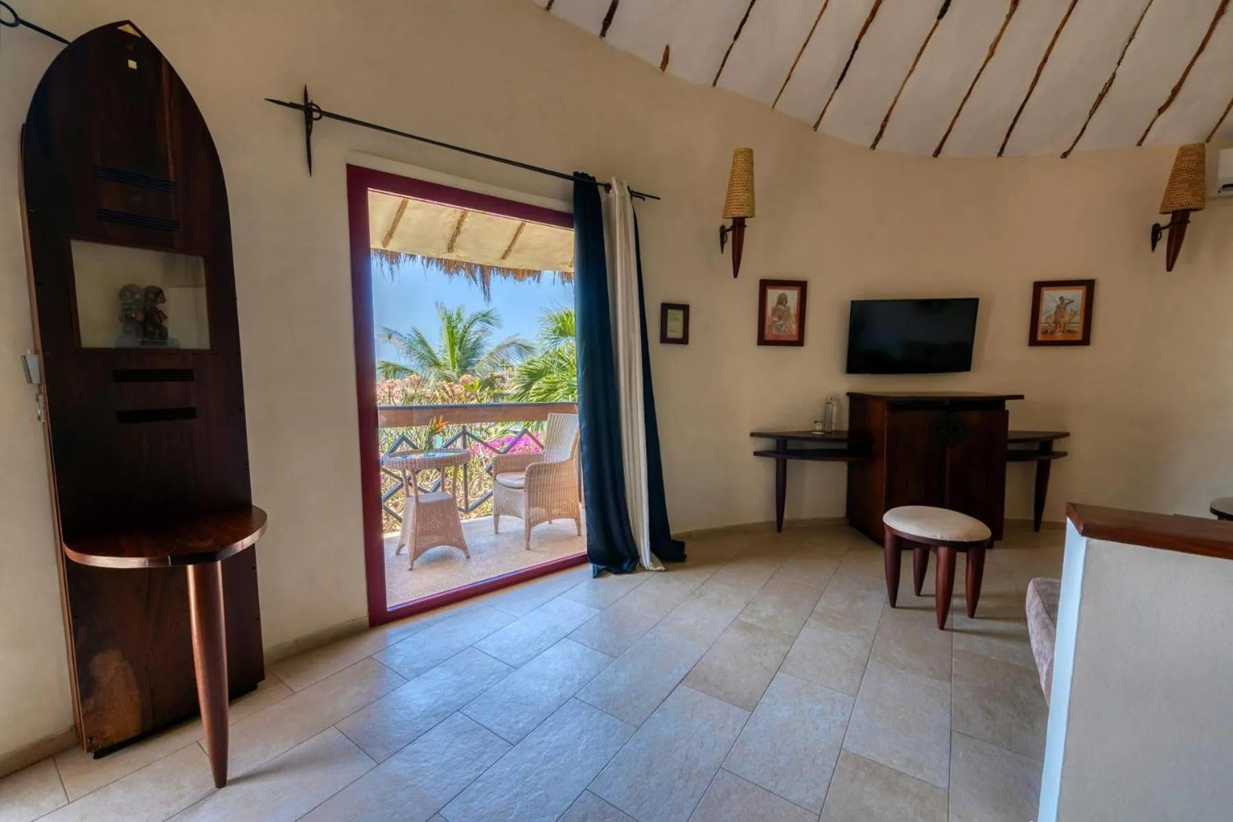 Dining area in Movenpick Resort Lamantin Saly
