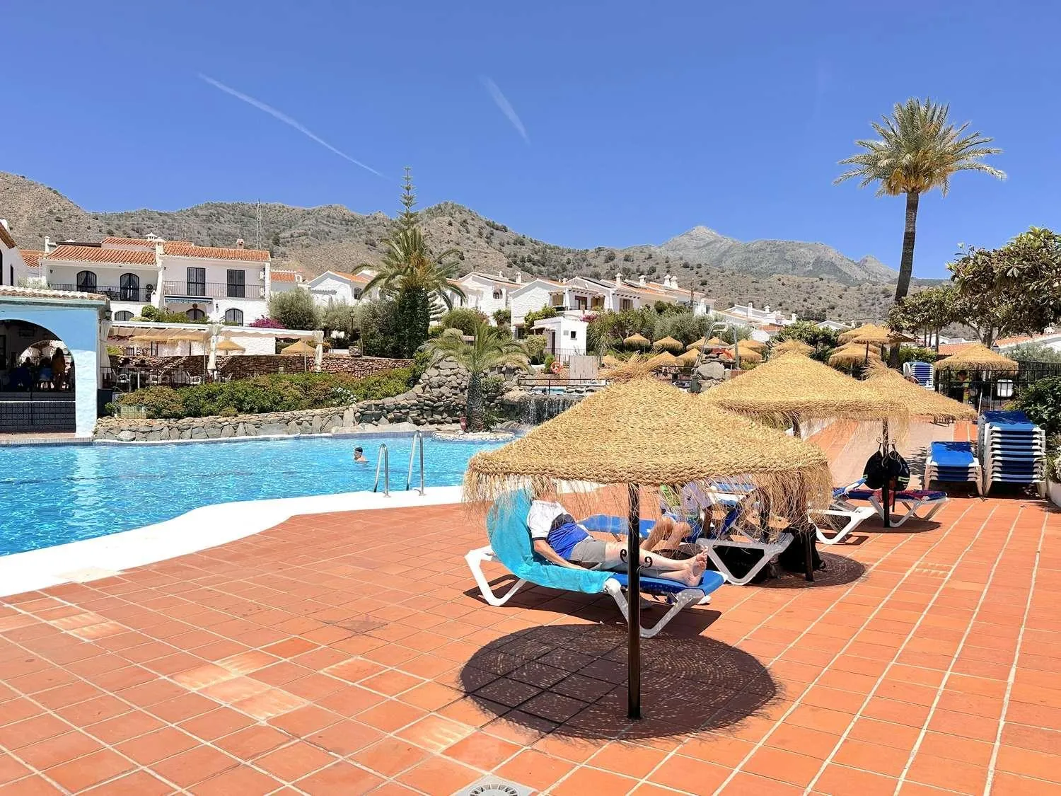 Swimming pool in Los Naranjos 11B Capistrano Casasol