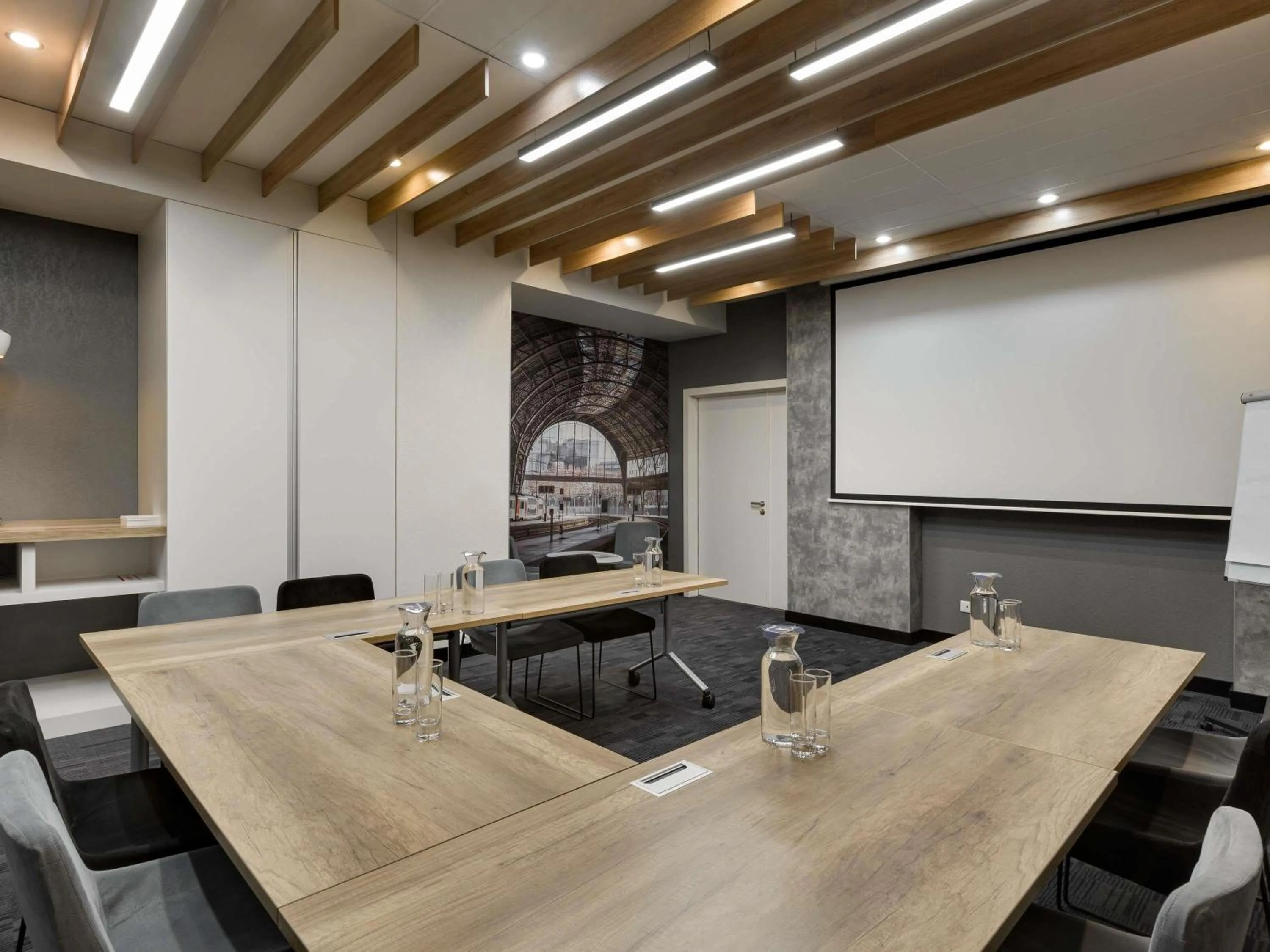 Meeting/conference room in ibis Kyiv Railway Station