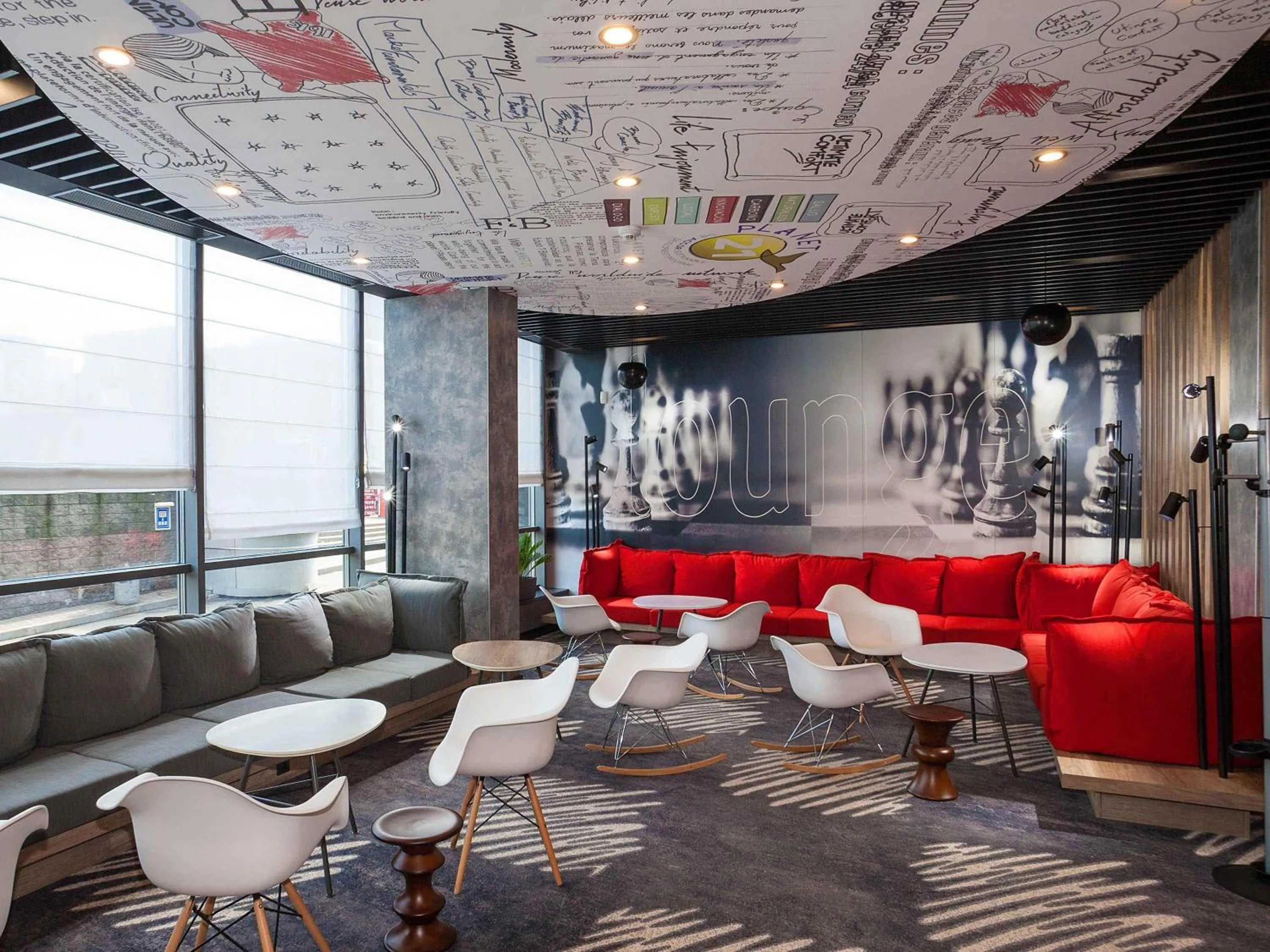 Property building in ibis Kyiv Railway Station