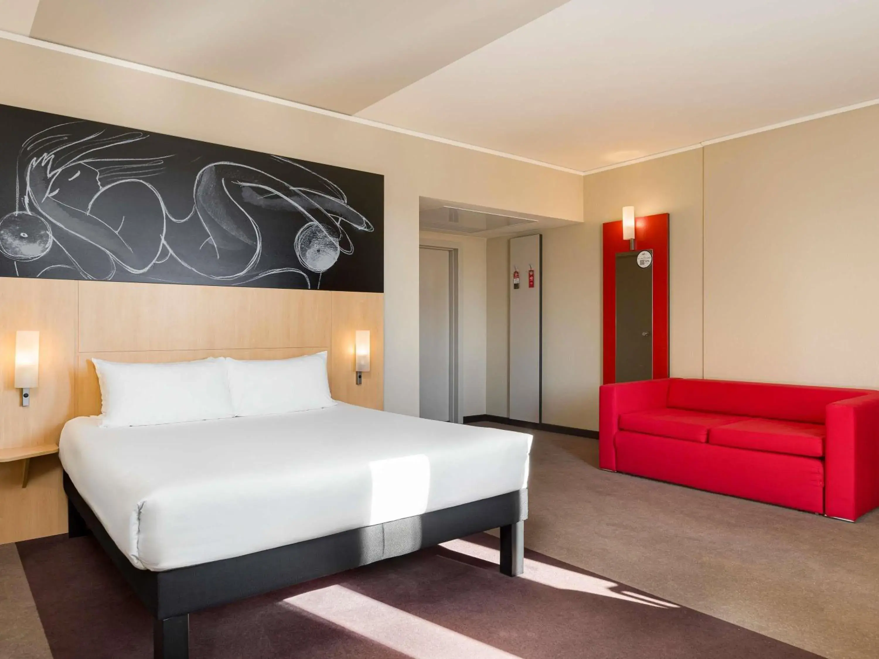 Family Room in ibis Kyiv Railway Station Family Room in ibis Kyiv Railway Station