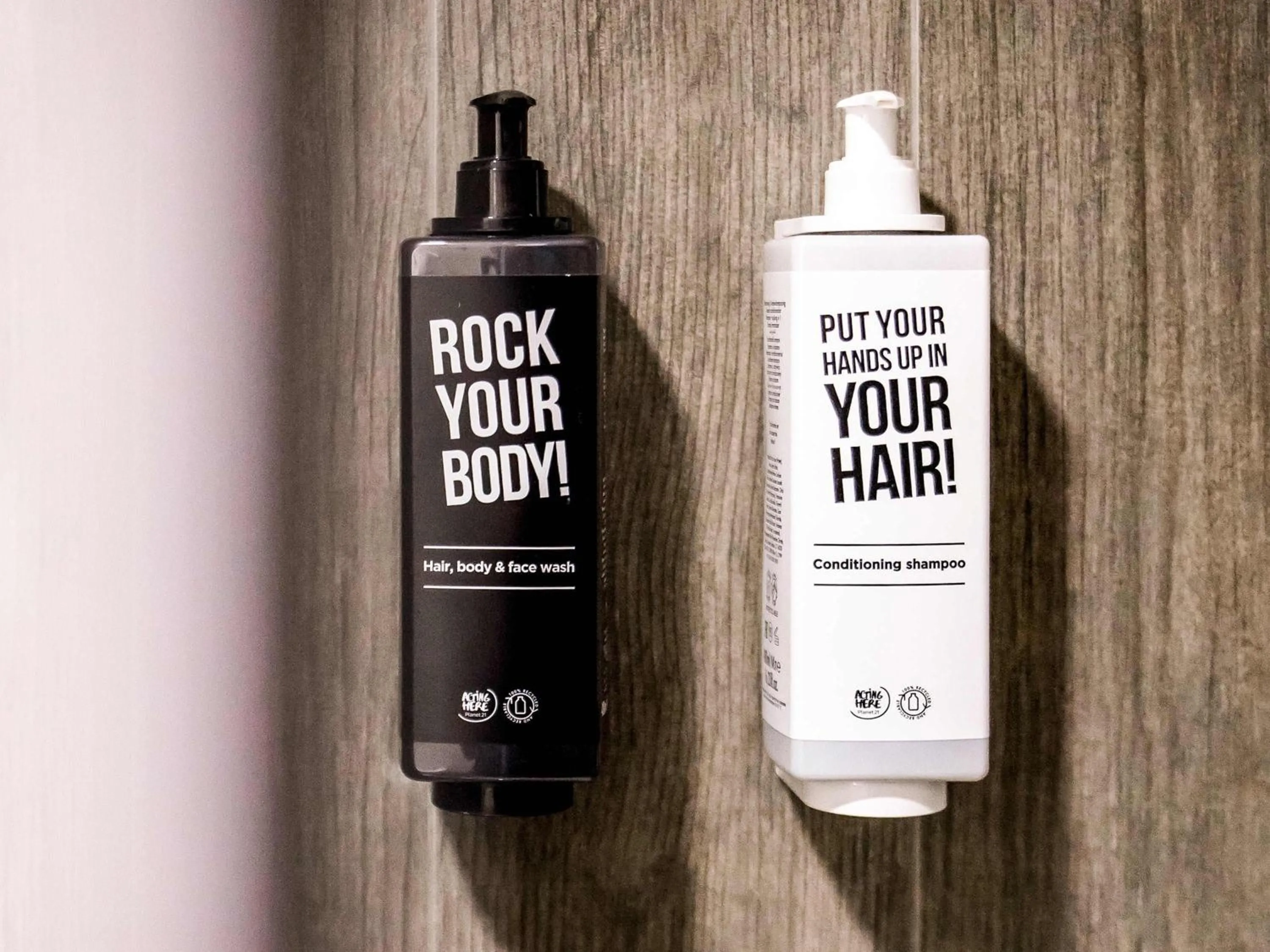 Bedroom in ibis Kyiv Railway Station