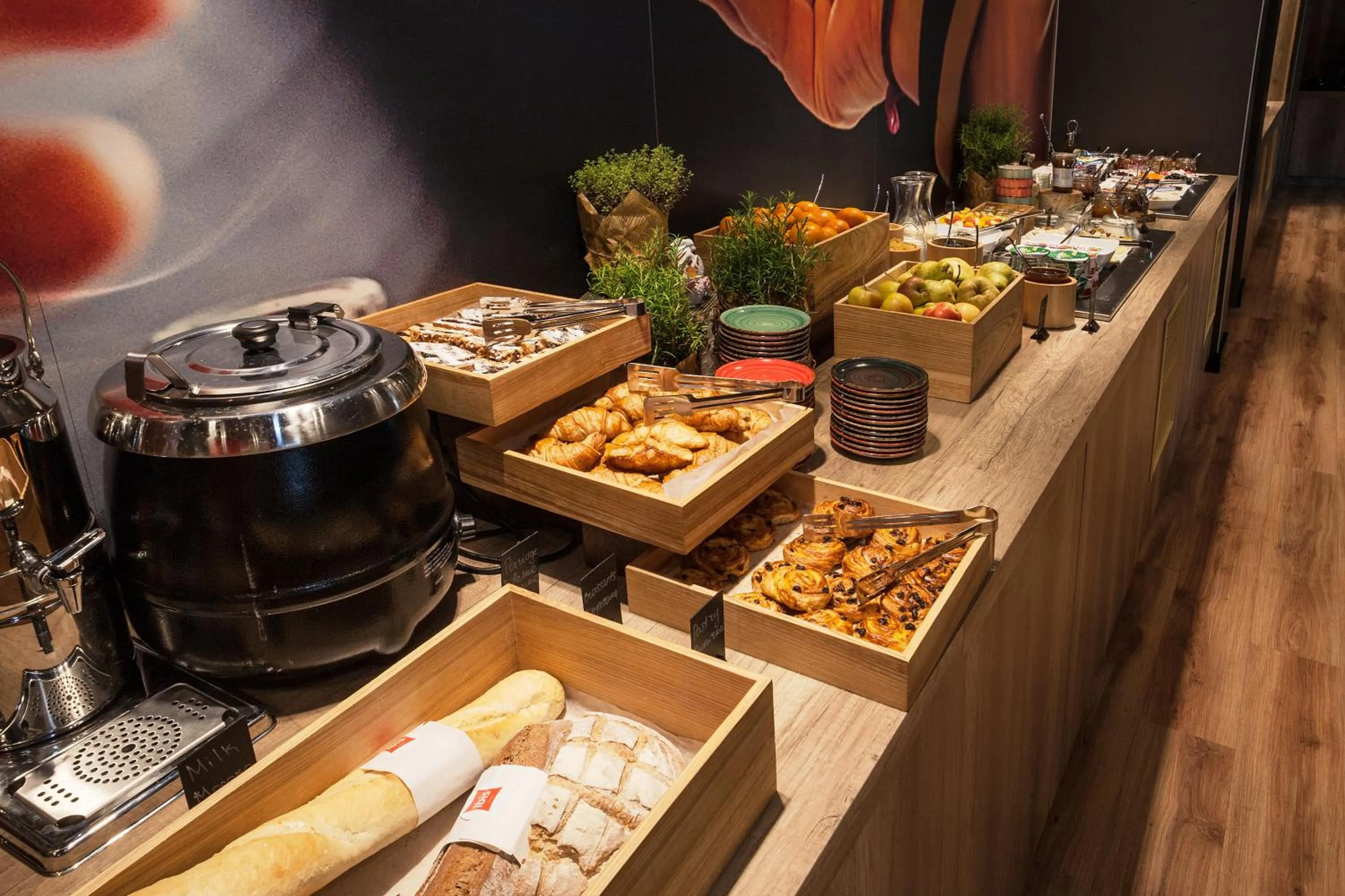 Buffet breakfast in ibis Kyiv Railway Station