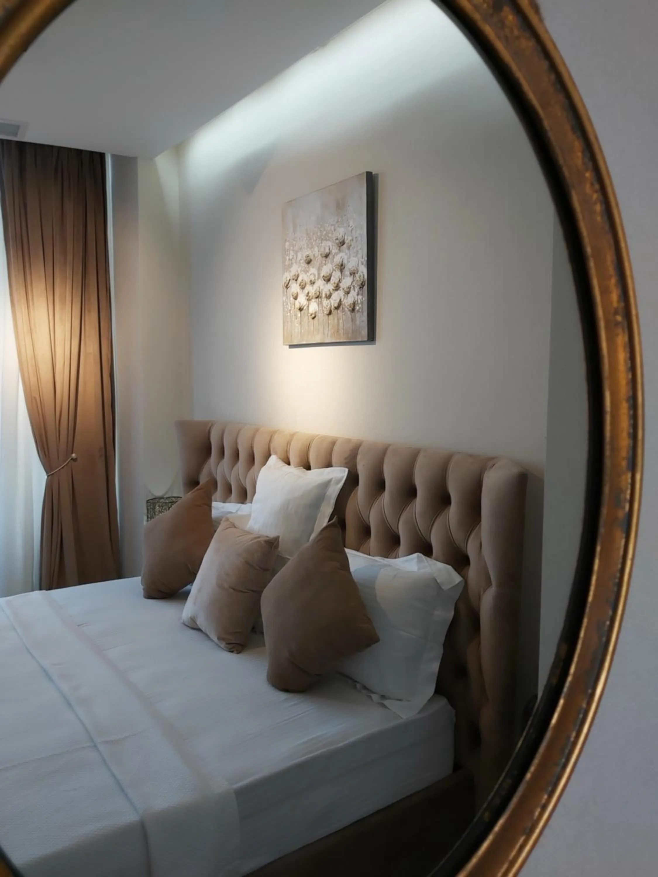 Bedroom, Bed in King David Residence