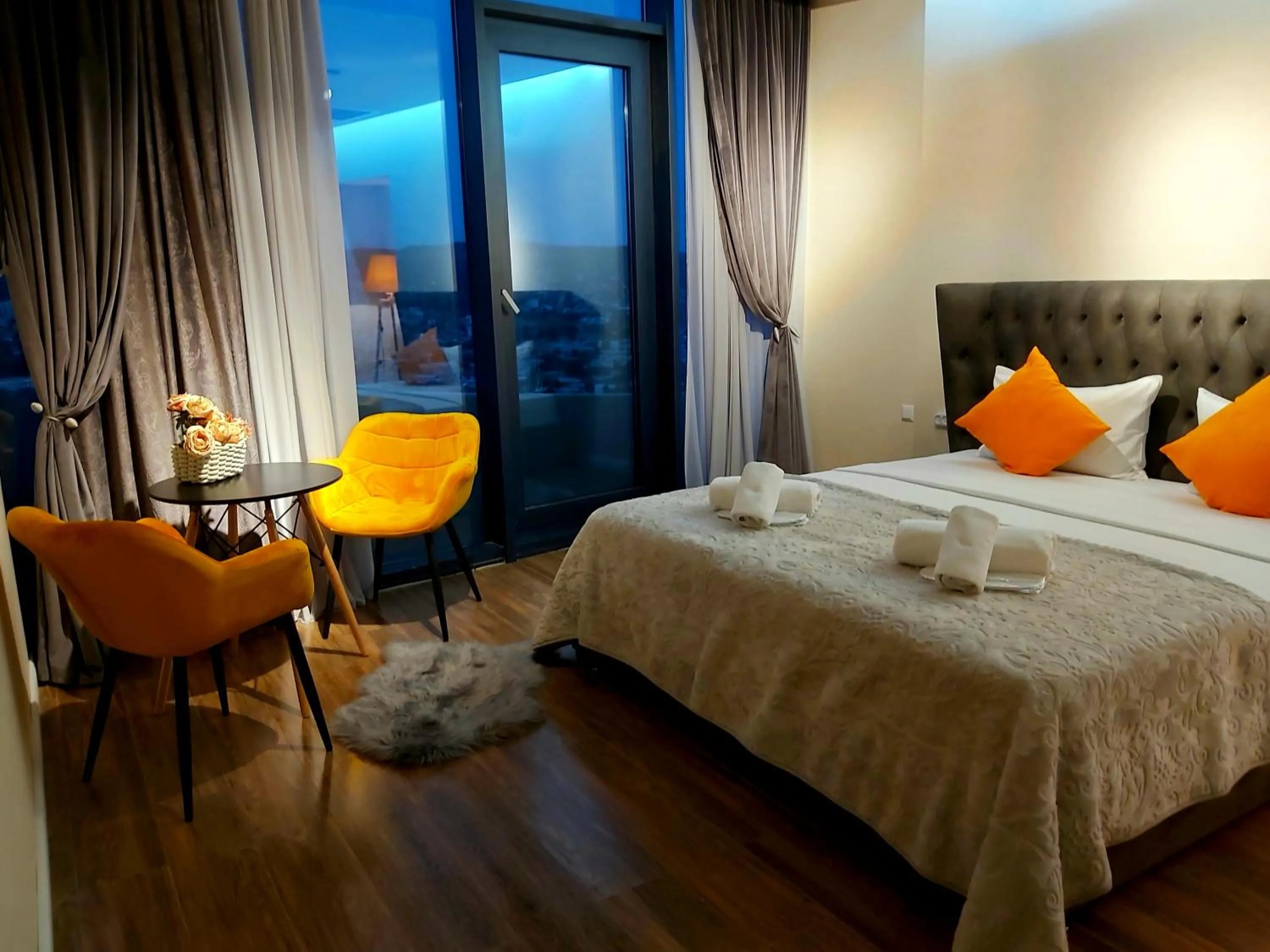 Photo of the whole room, Bed in King David Residence