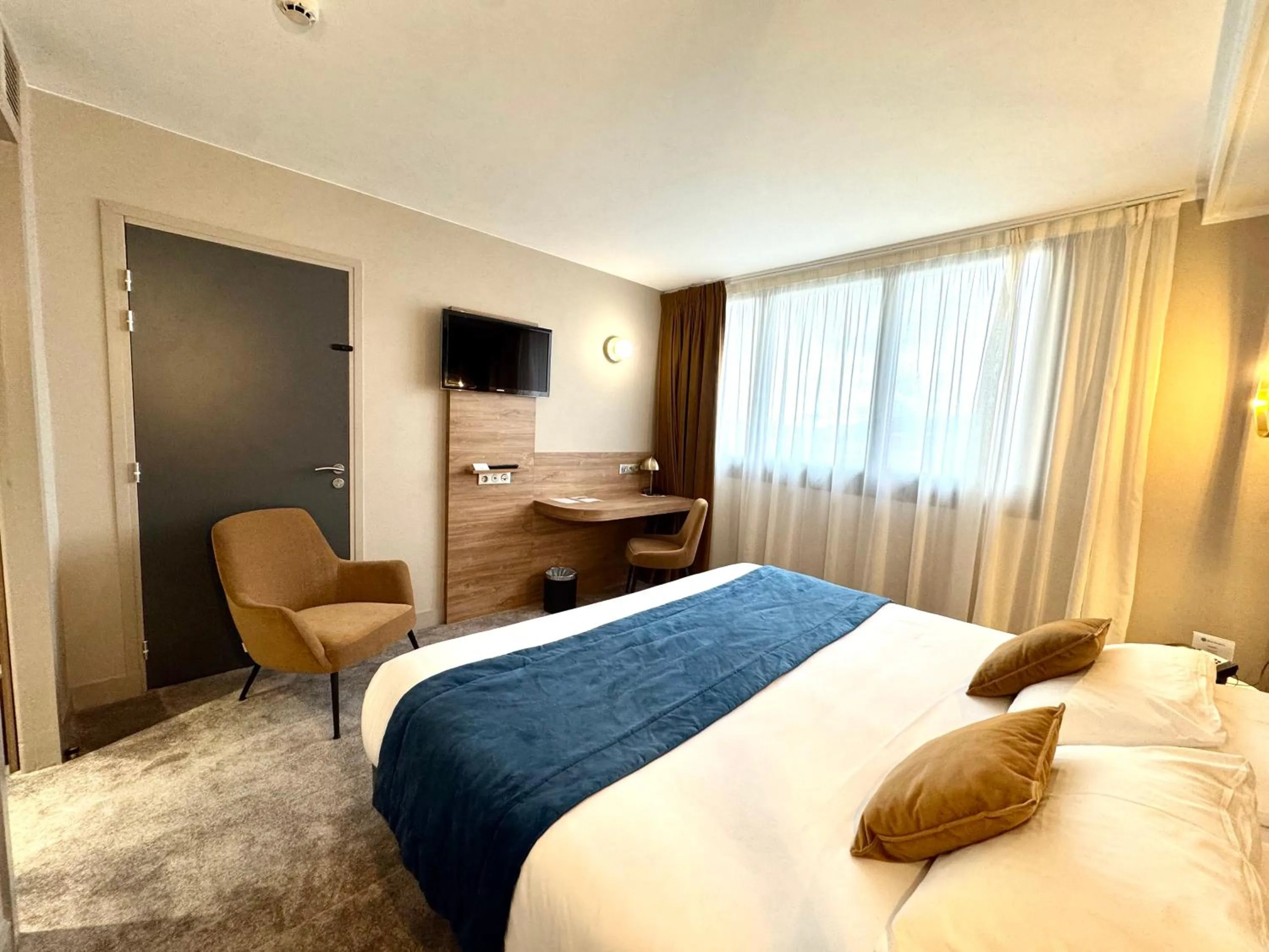 Bed in Best Western Hotel Le Quercy