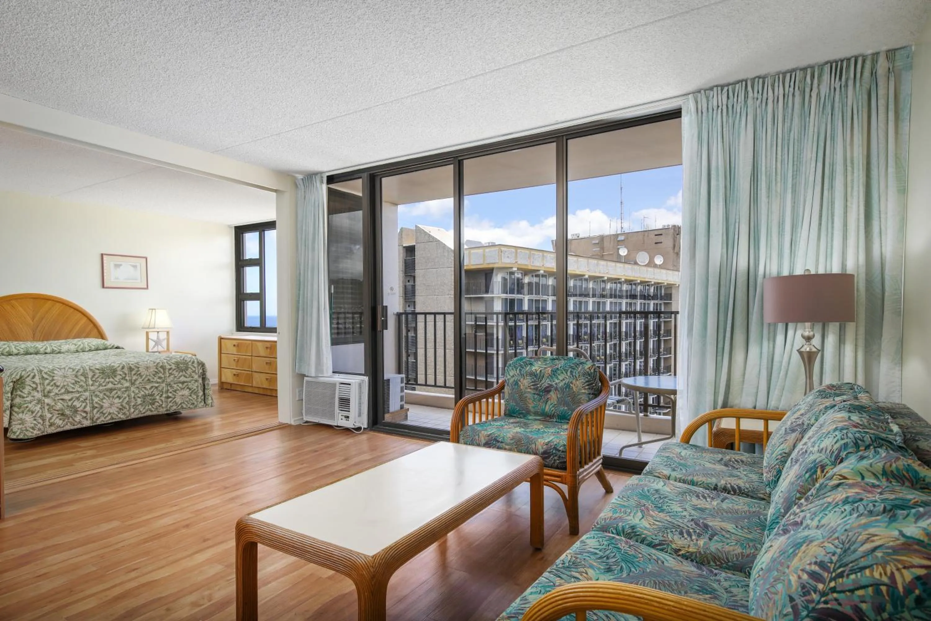 Bed in Aston at the Waikiki Banyan