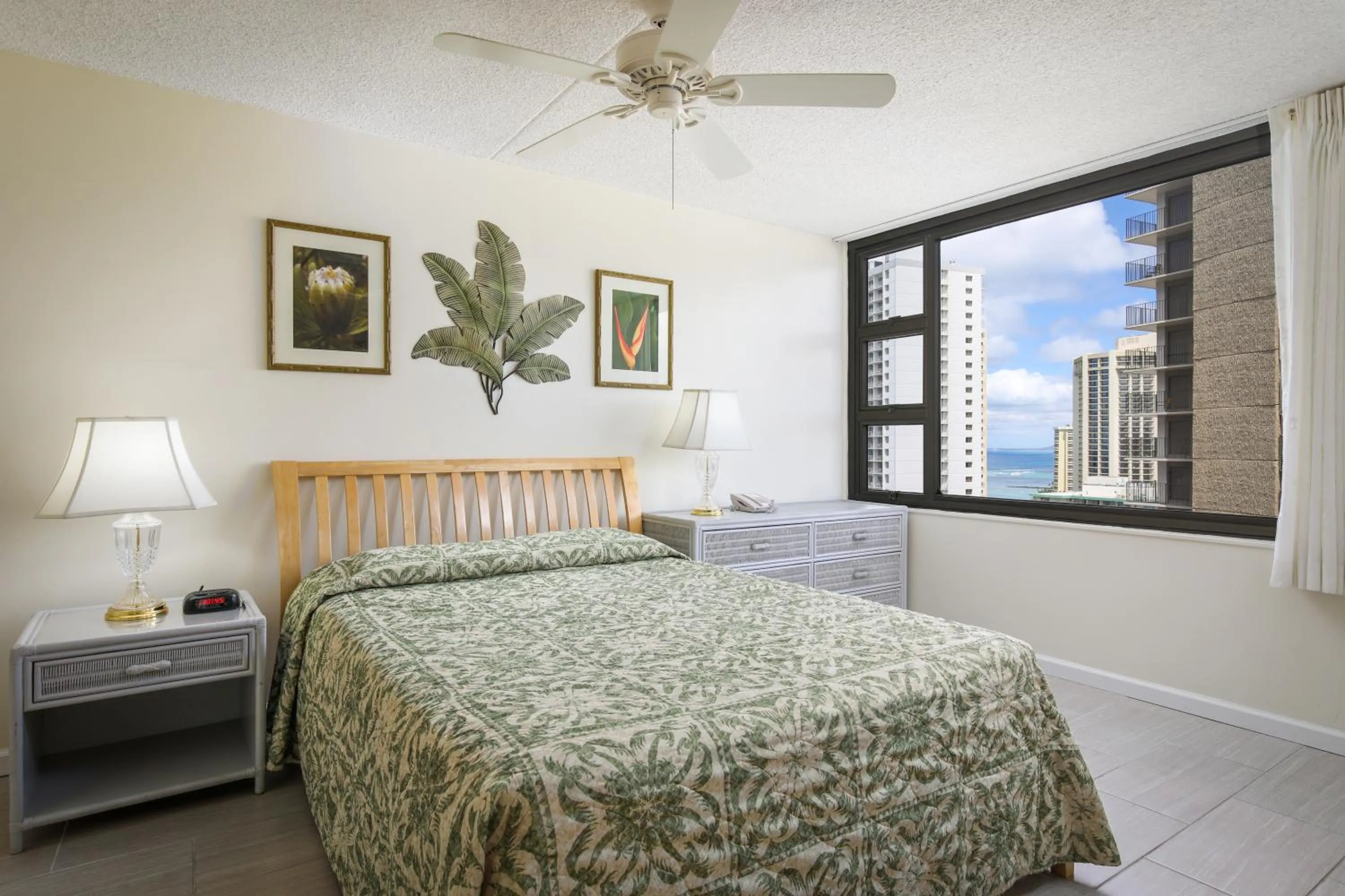 Bed in Aston at the Waikiki Banyan