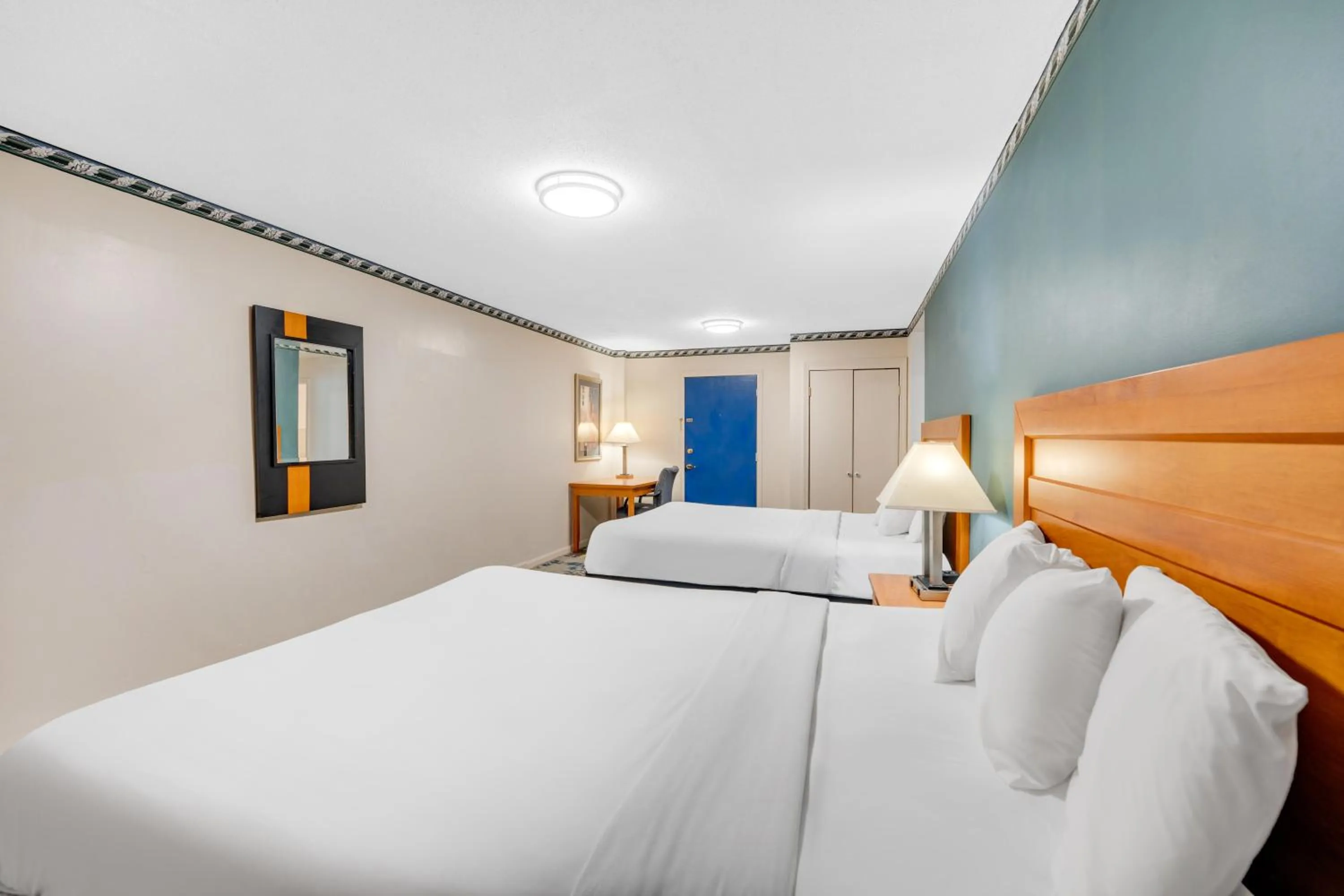 Bed in Americas Best Value Inn Stonington Mystic