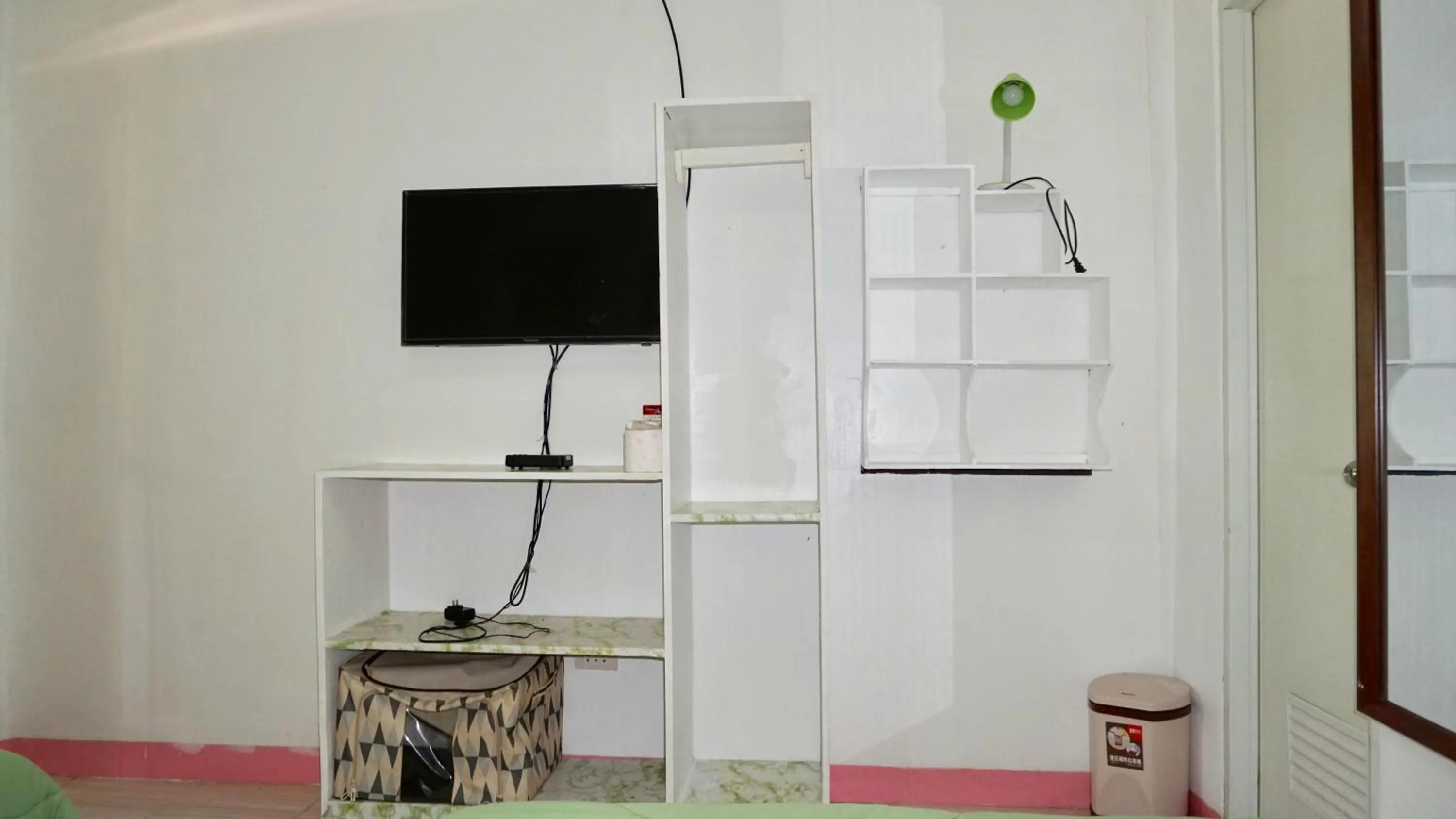 Coffee/tea facilities in Mabuhay Thresher Dive Resort