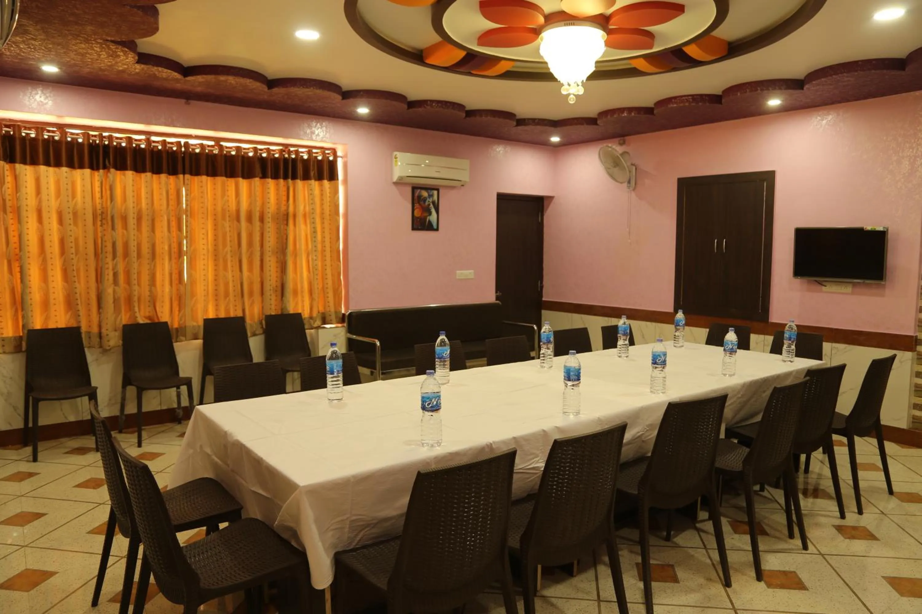 Banquet/Function facilities in Shri Ram Residency
