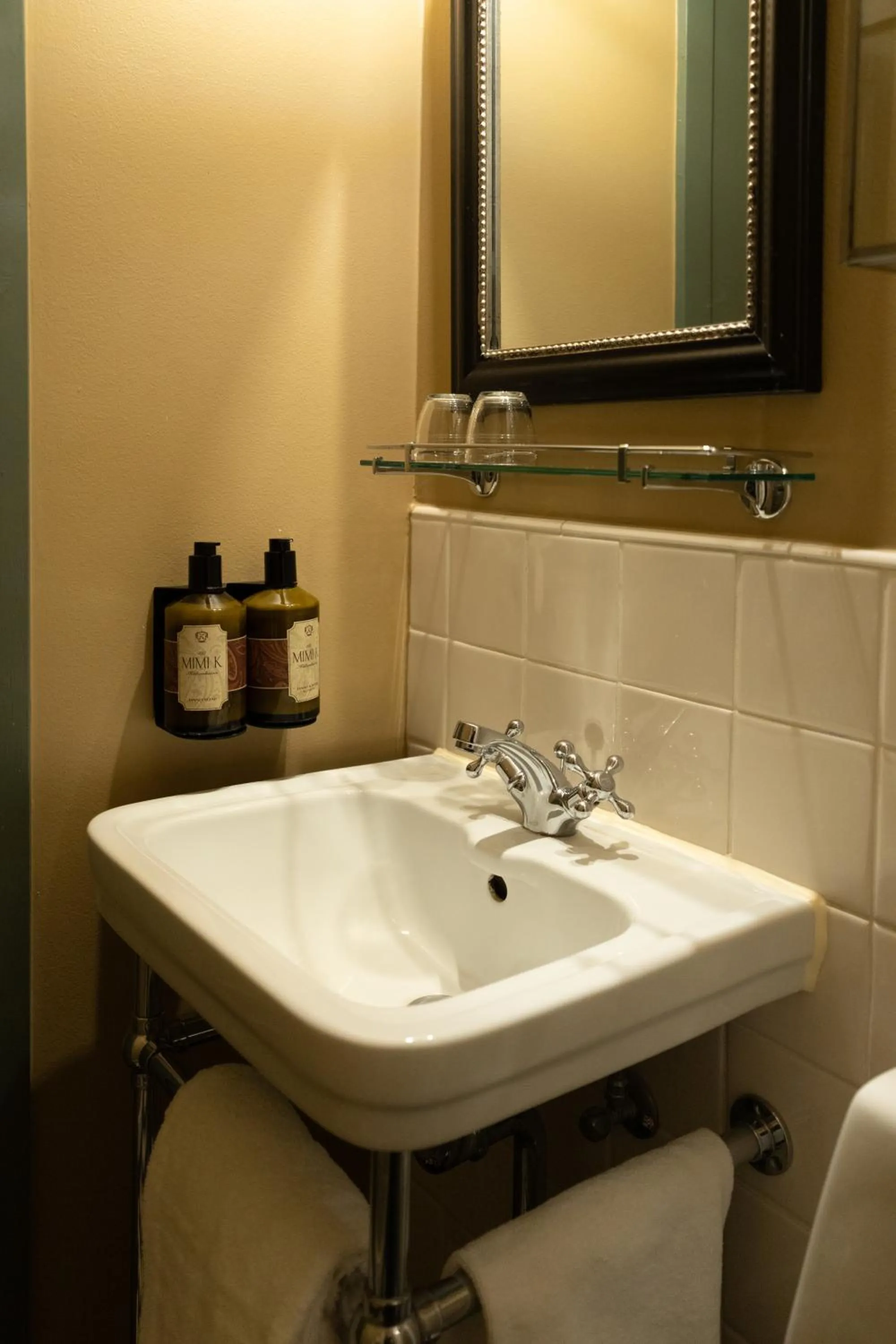 Bathroom in Helenekilde Badehotel