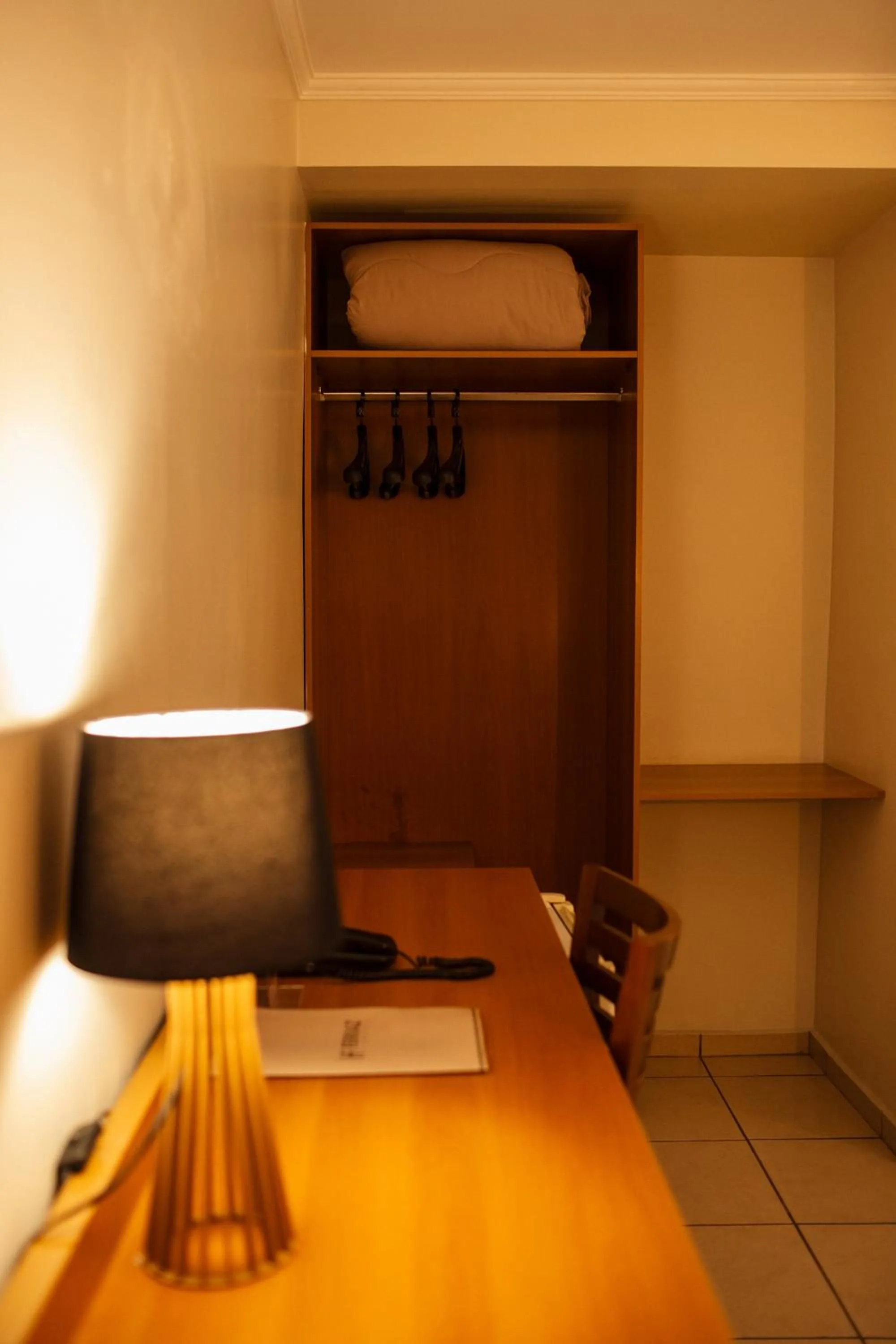 wardrobe in Hotel Ferraz