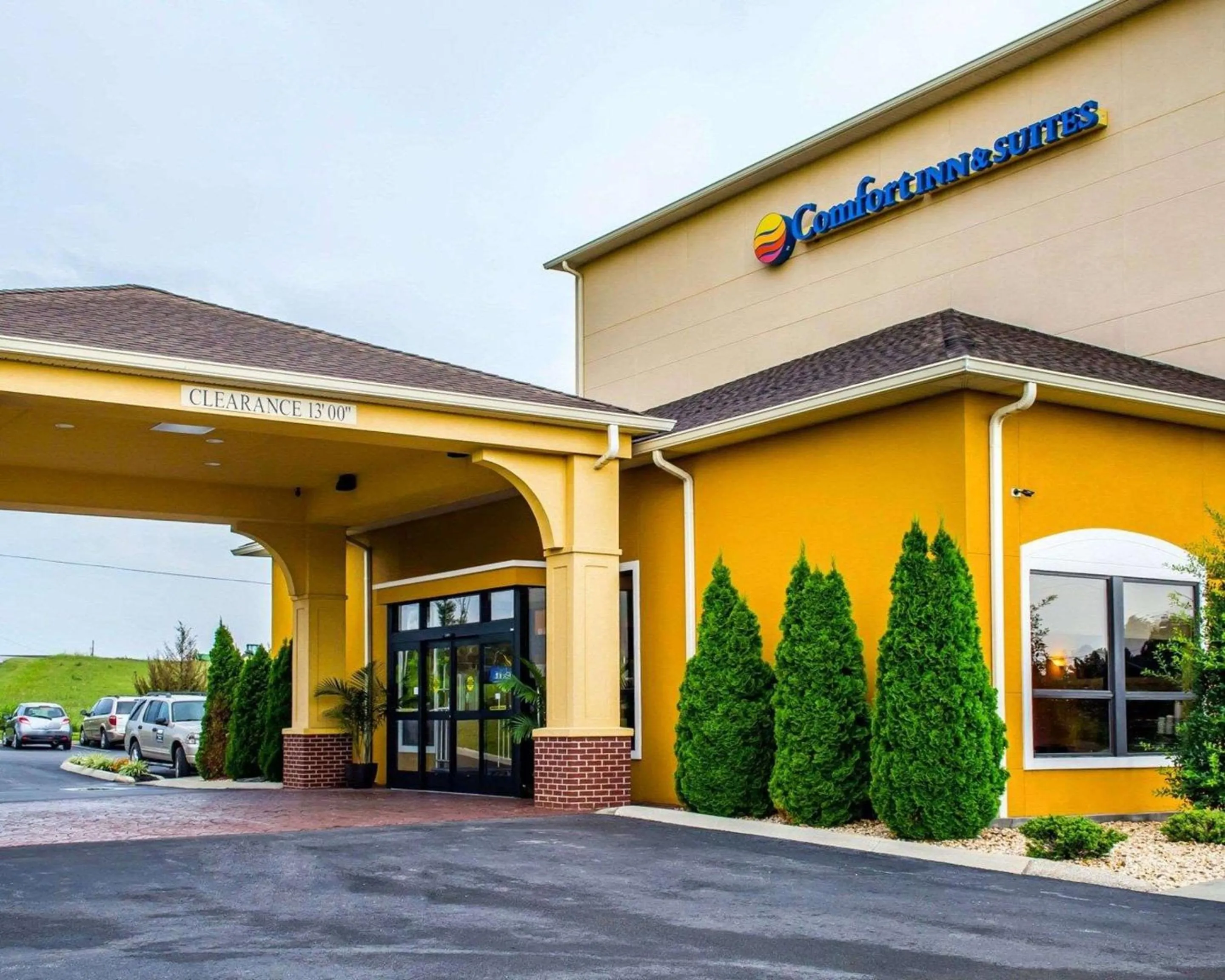 Property building in Comfort Inn & Suites Franklin East