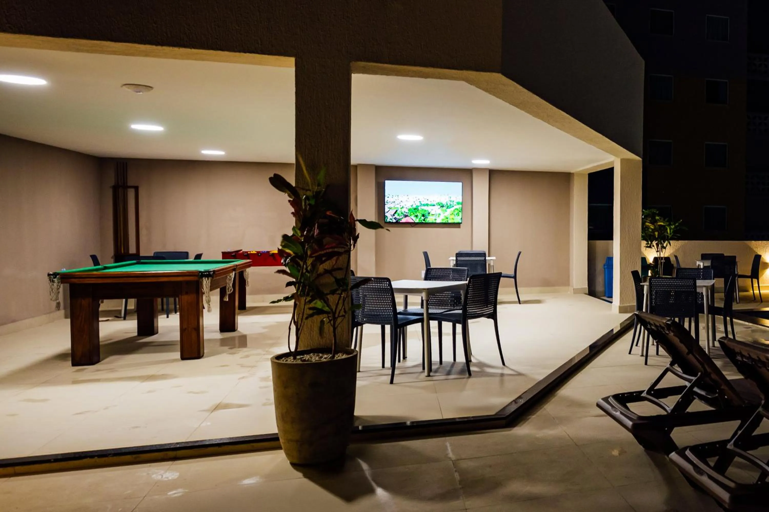 Game Room in El Aram Beach Express