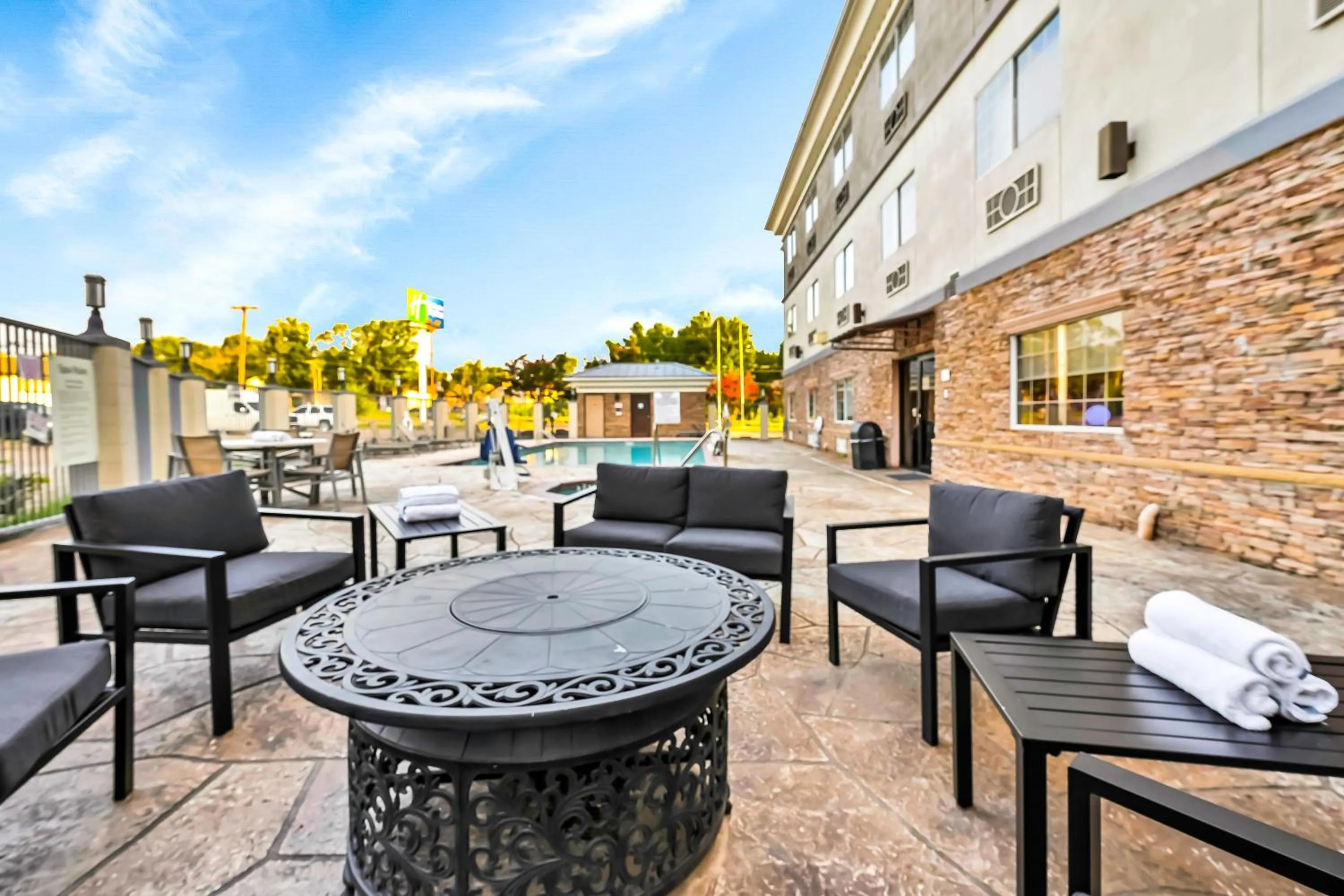 Pool view in Holiday Inn Express Palestine by IHG