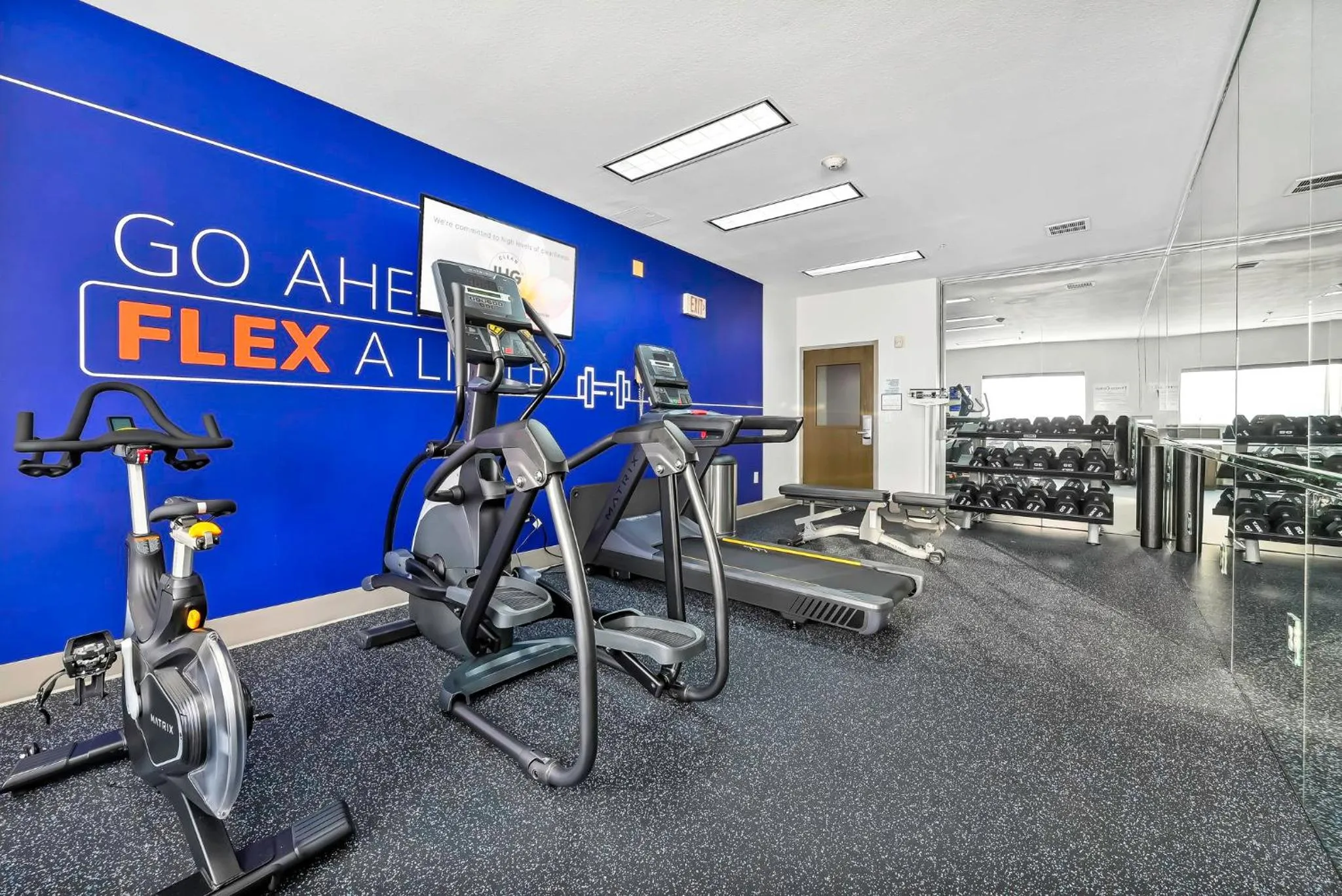 Spa and wellness centre/facilities in Holiday Inn Express Palestine by IHG