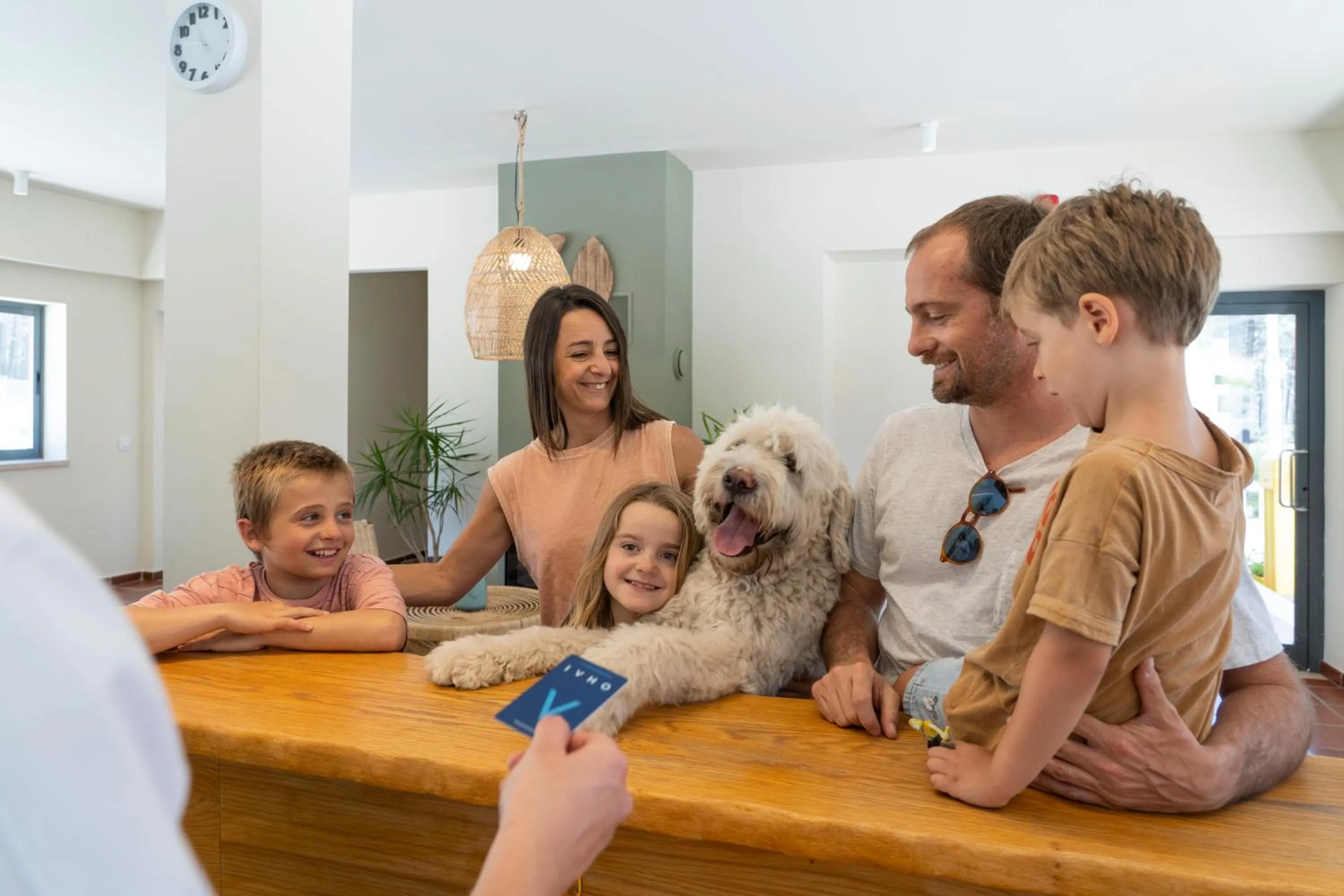 children in Ohai Nazaré Outdoor Resort