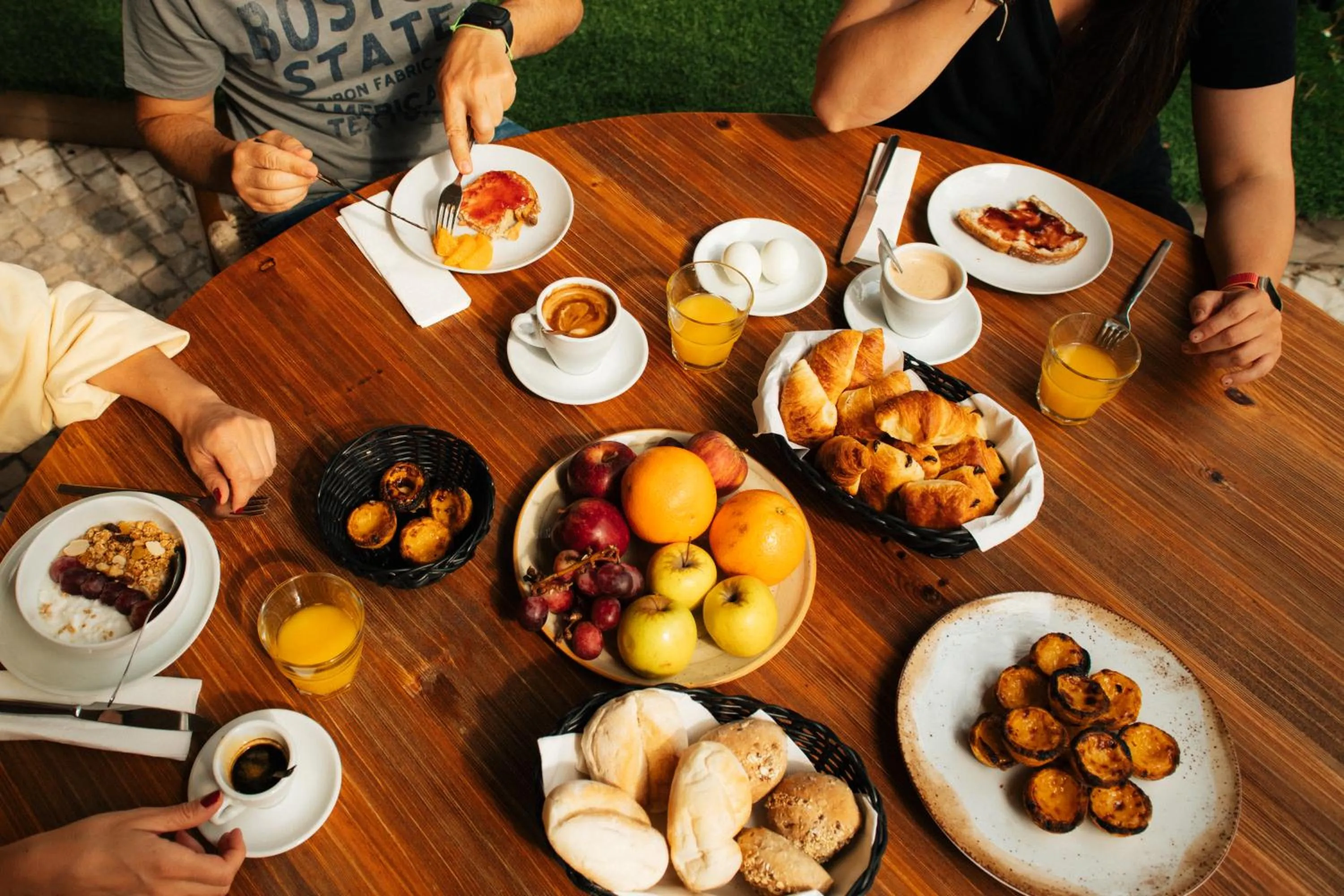Breakfast in Ohai Nazaré Outdoor Resort