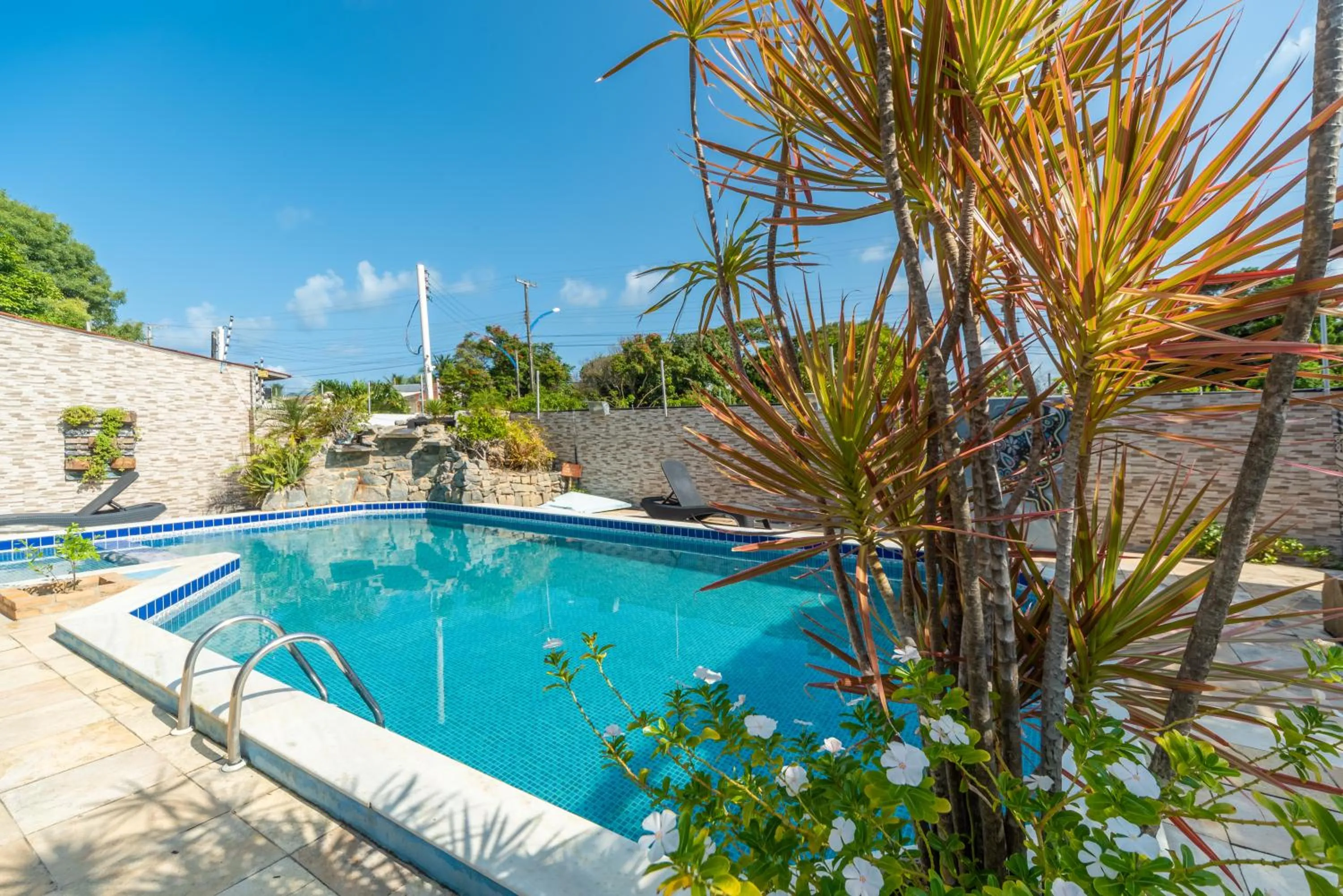 Pool view in Pousada Blue Viking