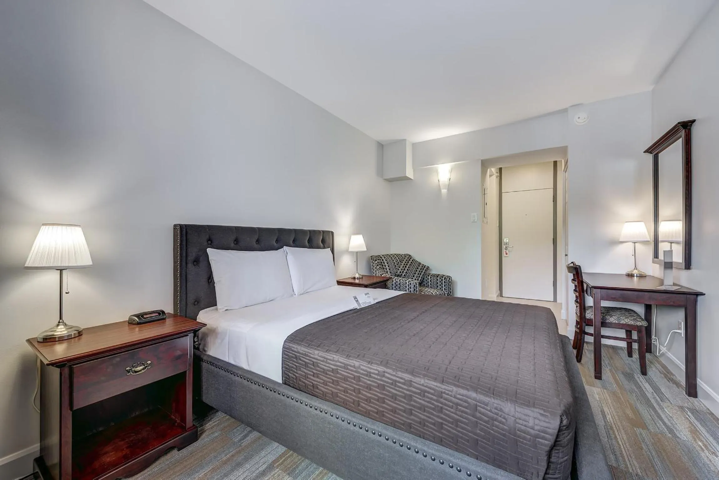 Photo of the whole room in Terrasse Royale Hotel