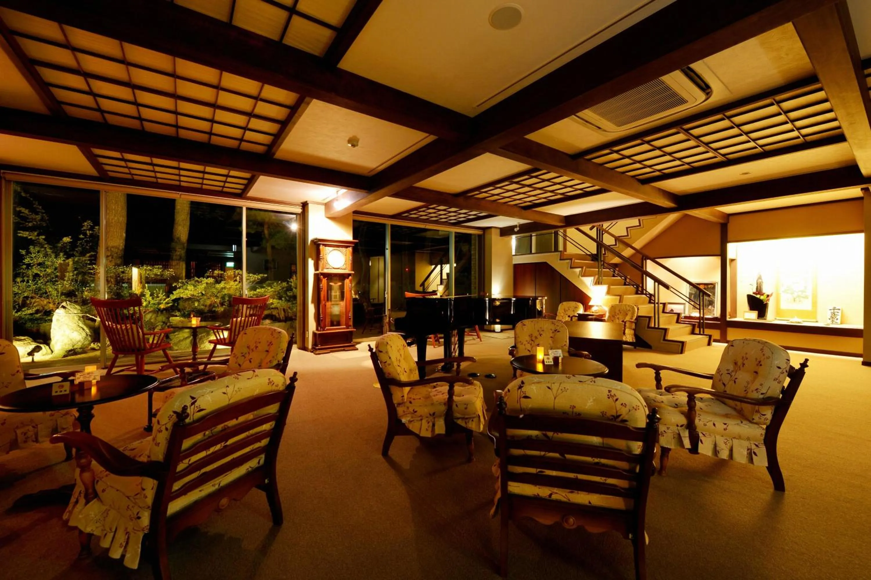 Area and facilities in Hamachiyokan