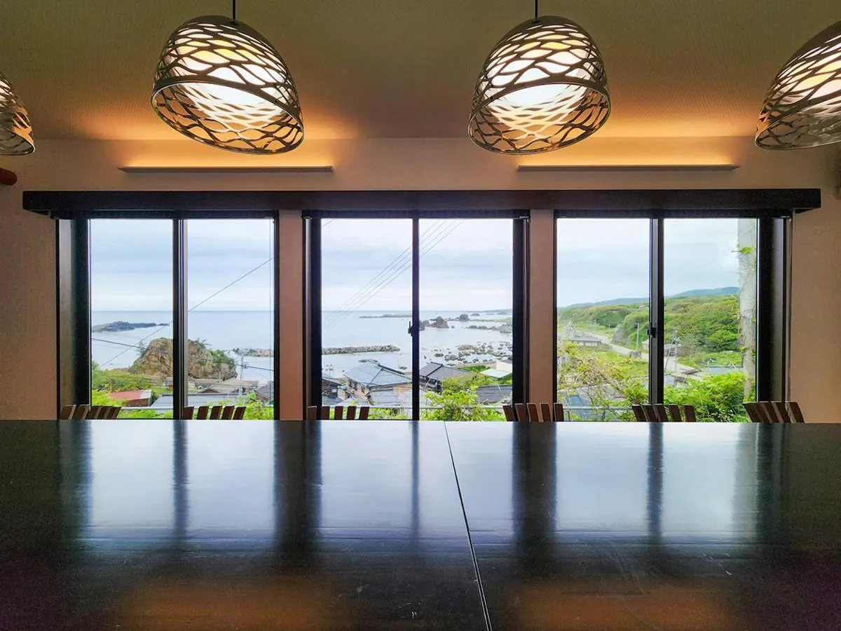 Restaurant/places to eat in Nanauraso