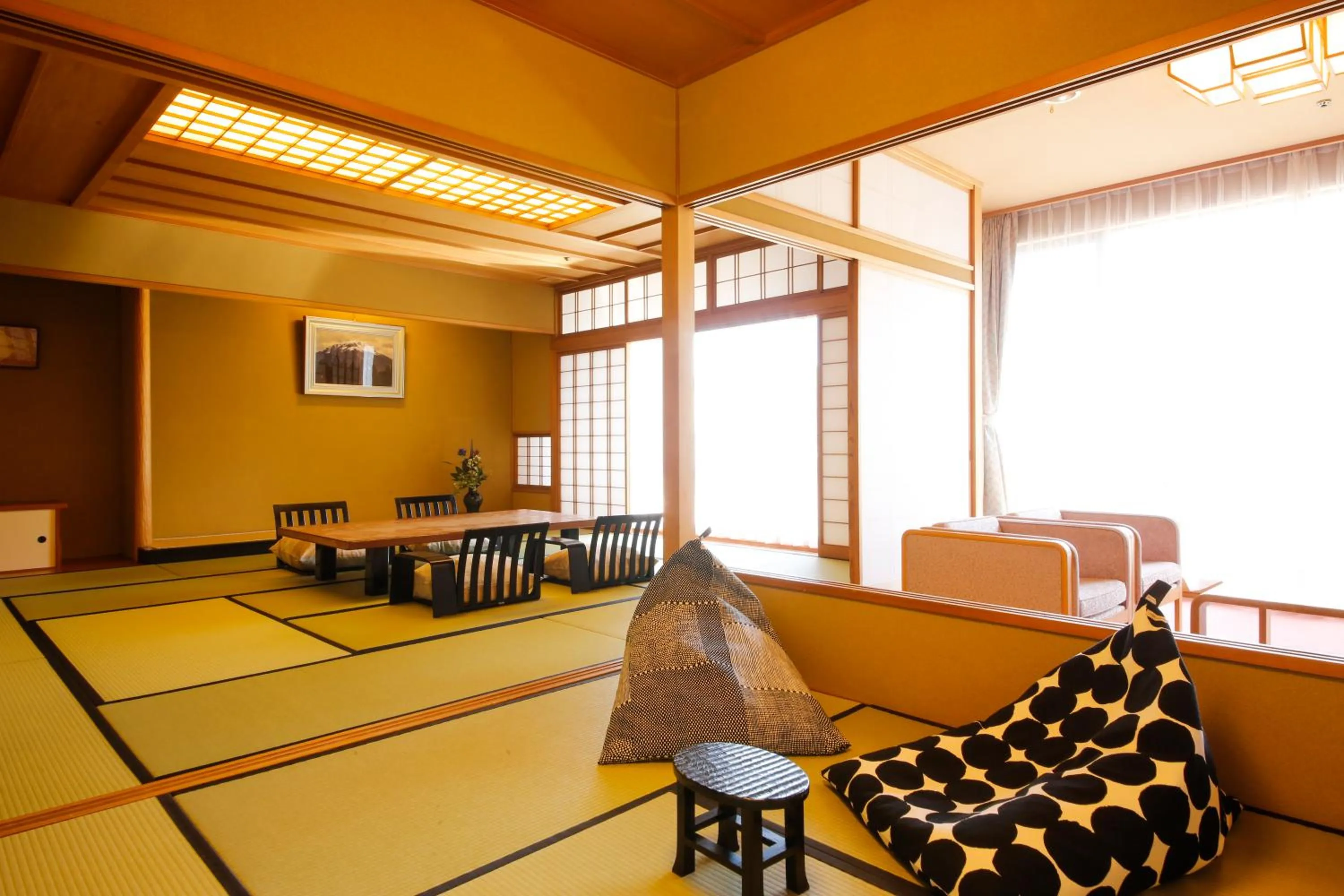 Living room in Ginsuisou Choraku