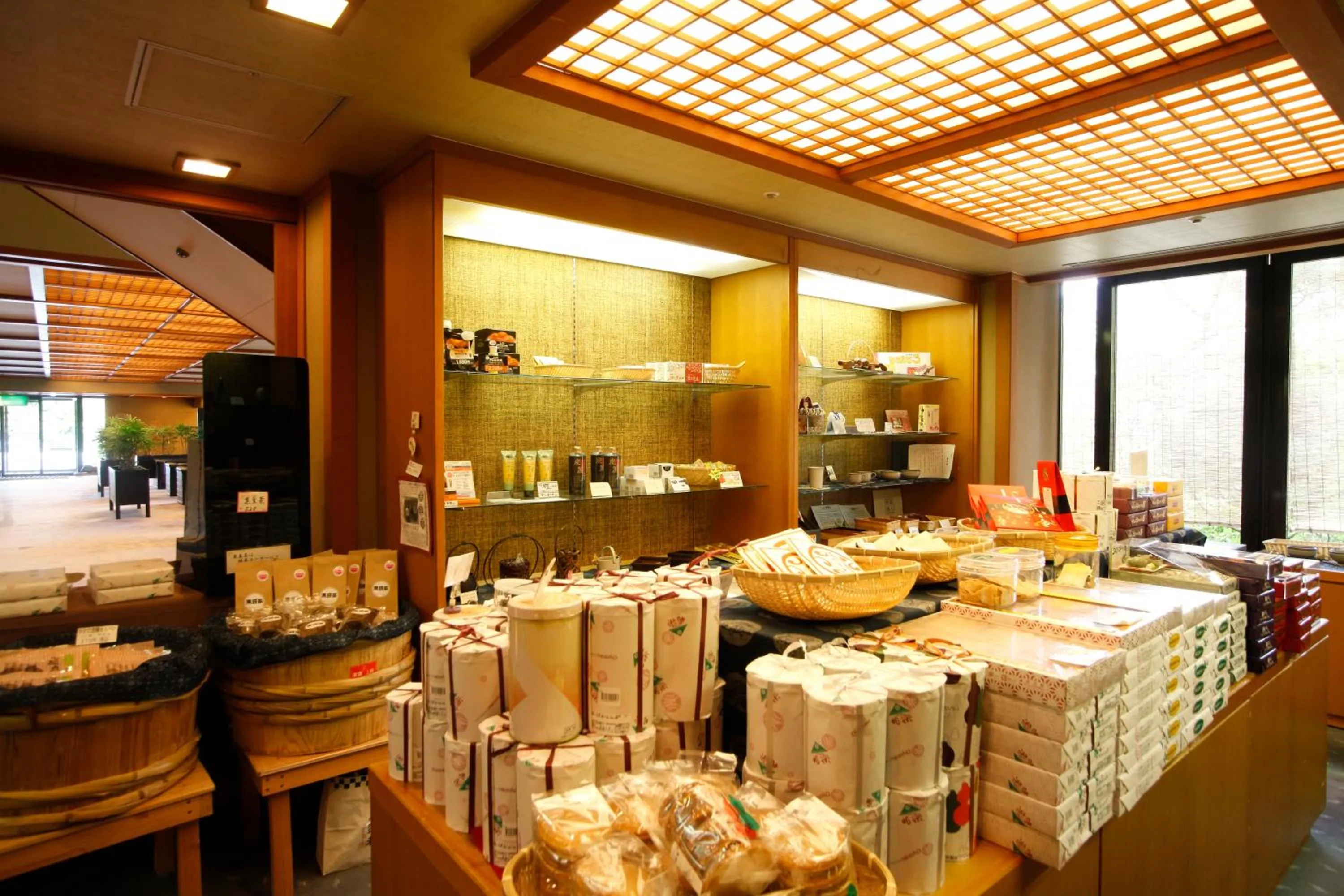 Shopping Area in Ginsuisou Choraku