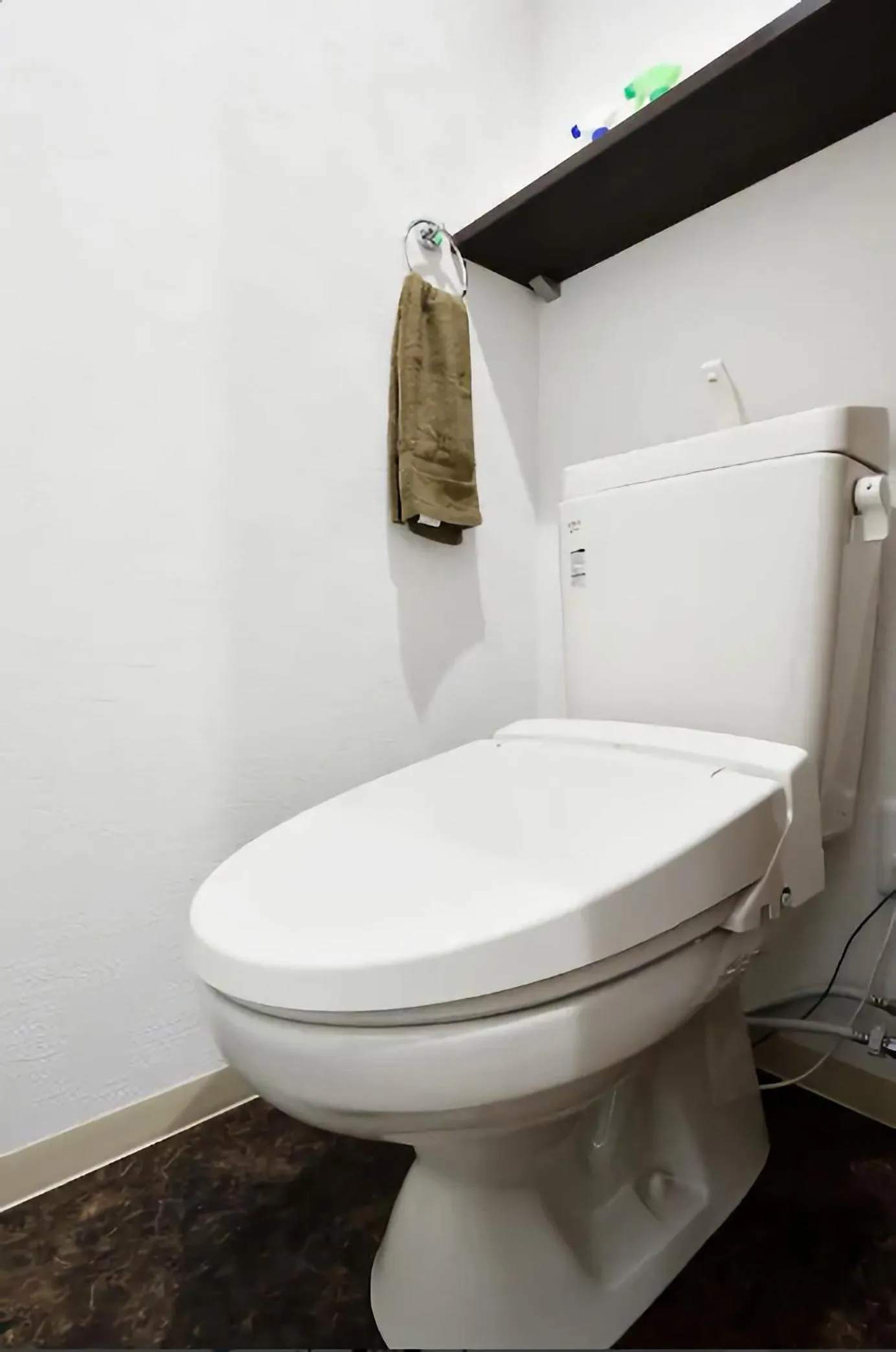 Toilet in The Wonder At Stay-Tengachaya-