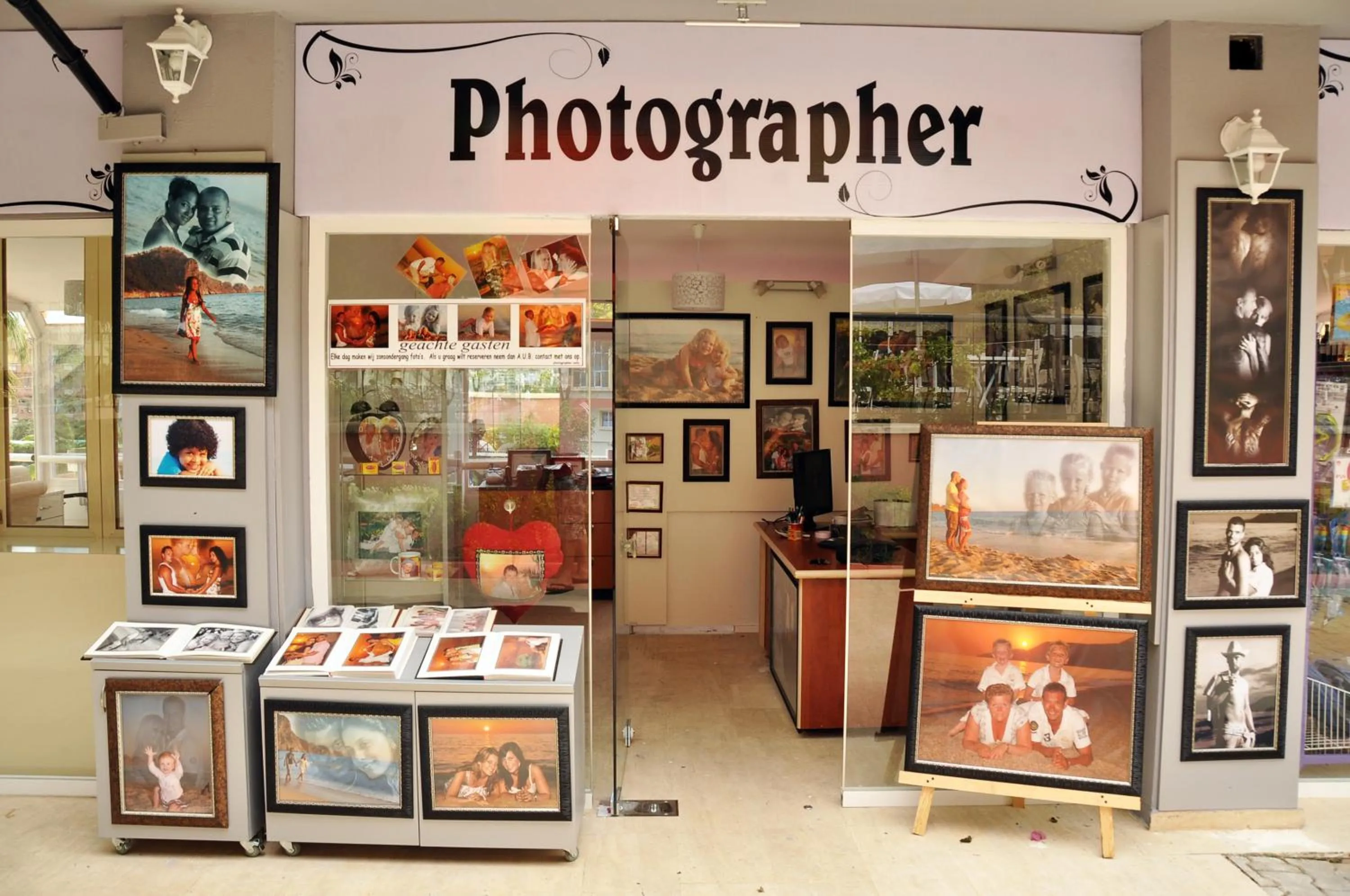 On-site shops in Ark Apart and Suite Hotel