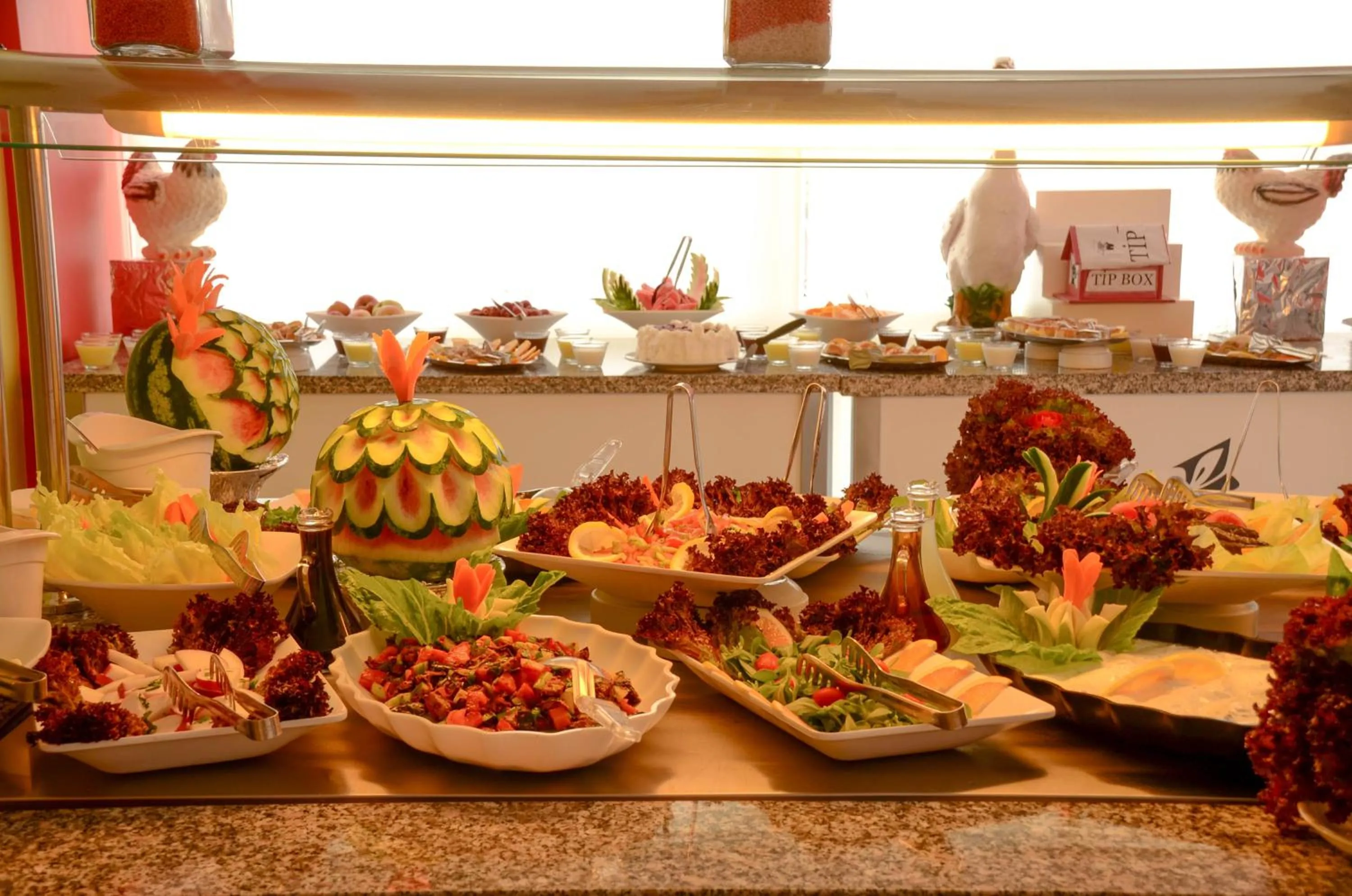 Restaurant/places to eat in Ark Apart and Suite Hotel