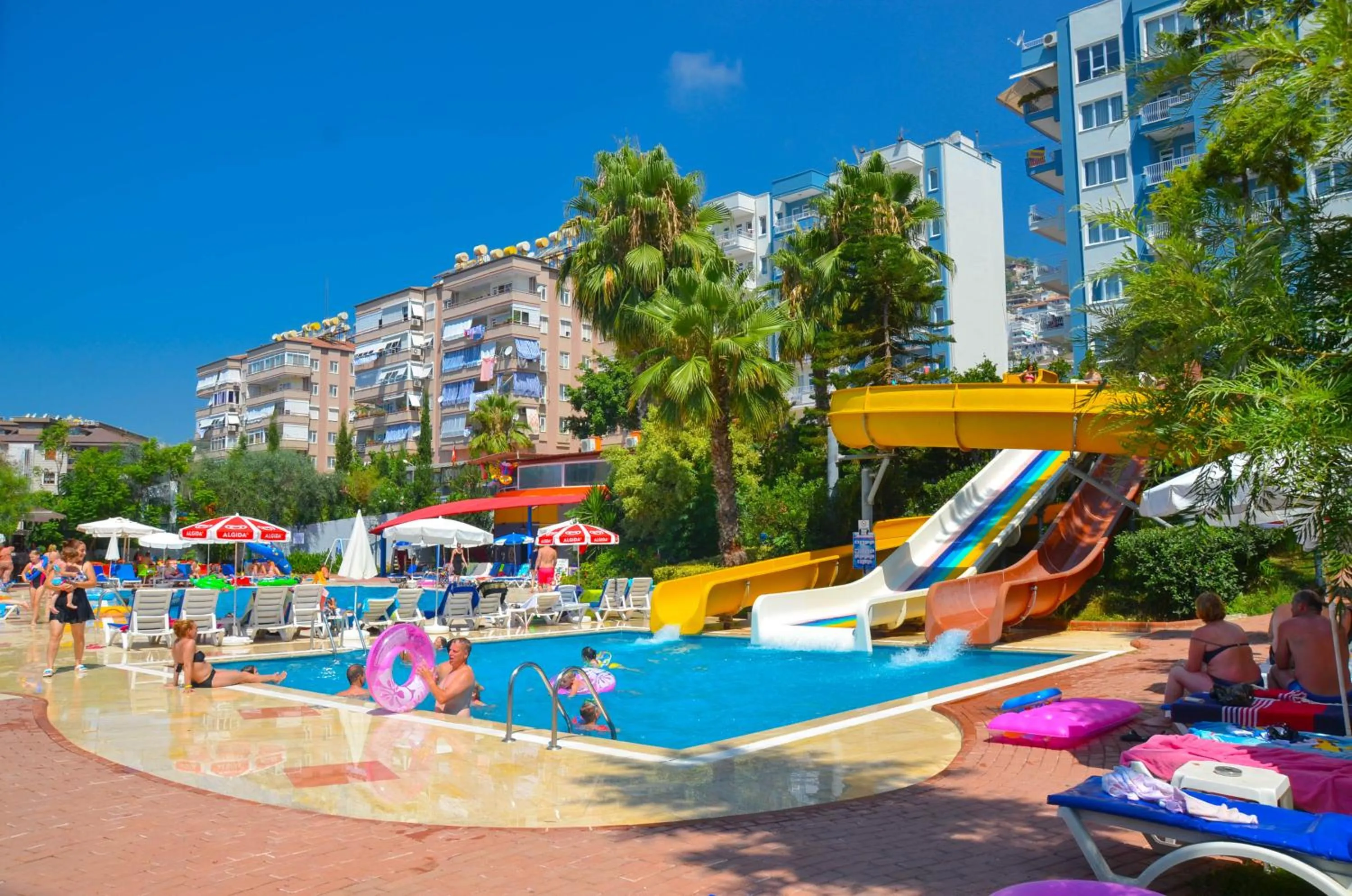 Aqua park in Ark Apart and Suite Hotel