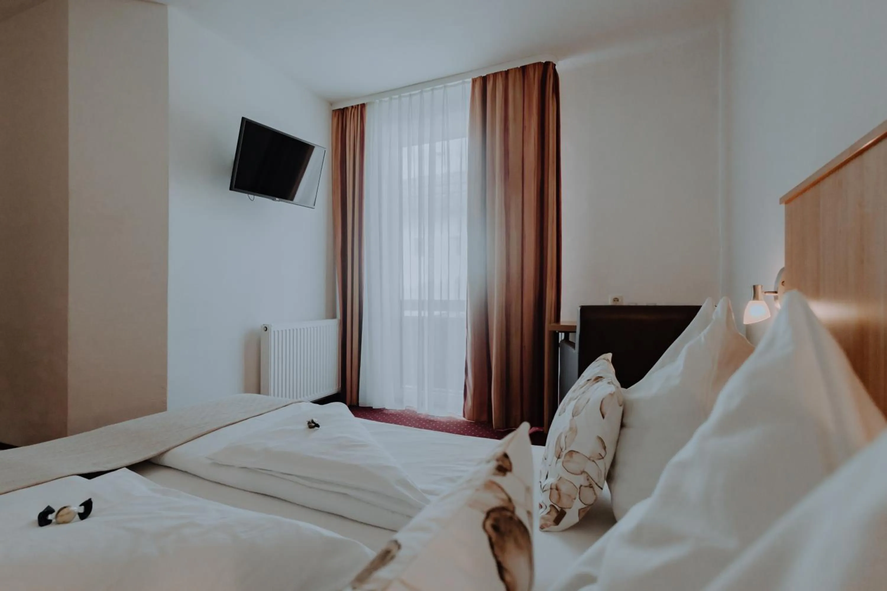 Photo of the whole room, Bed in Sporthotel Kitz