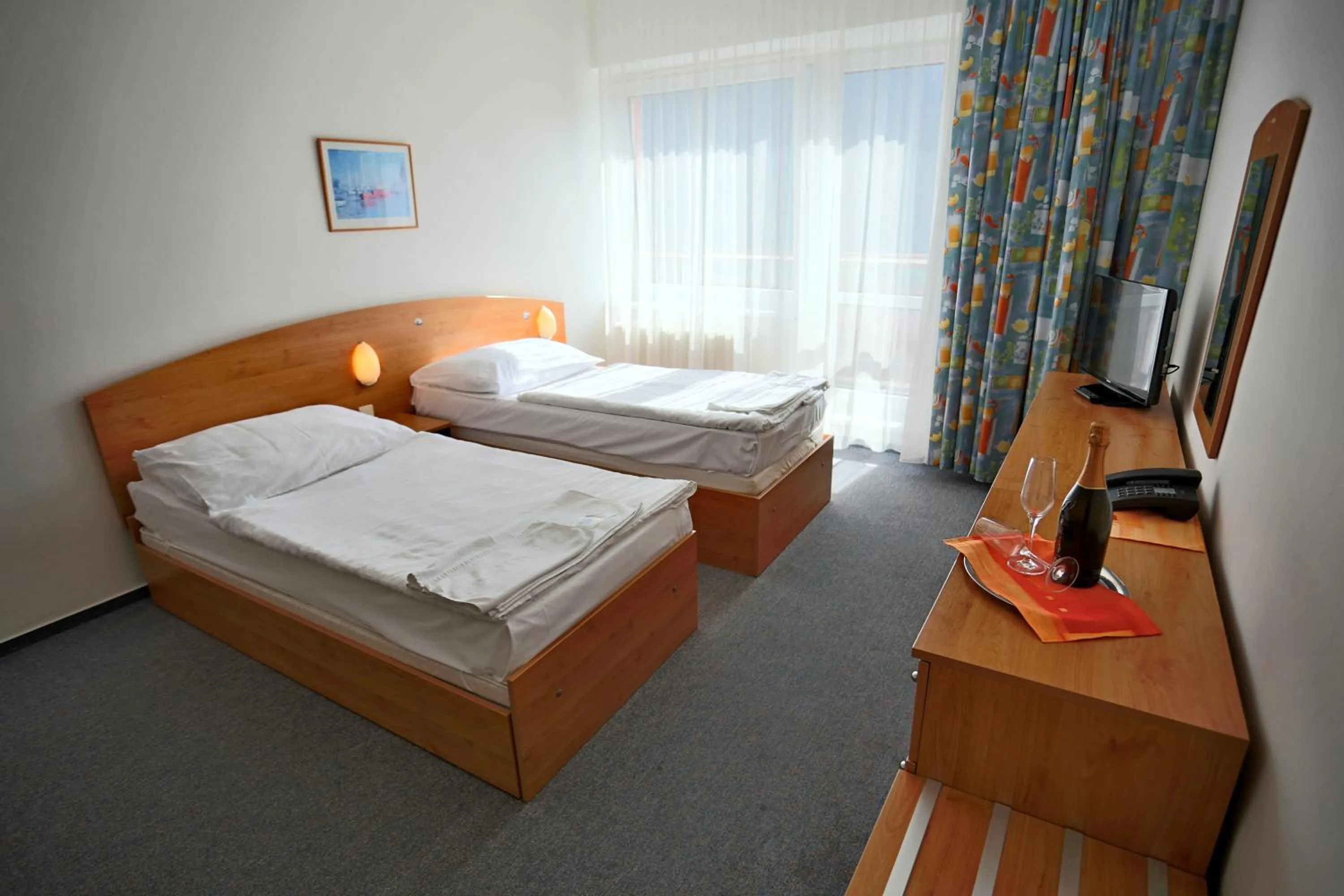 Photo of the whole room, Bed in Hotel SOREA MÁJ